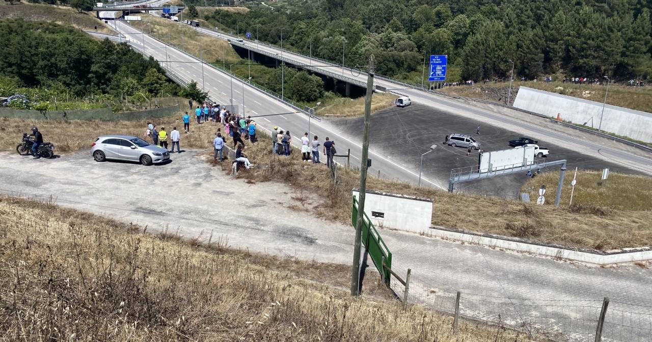 Velocidade Furiosa” em Portugal: população curiosa com aparato de