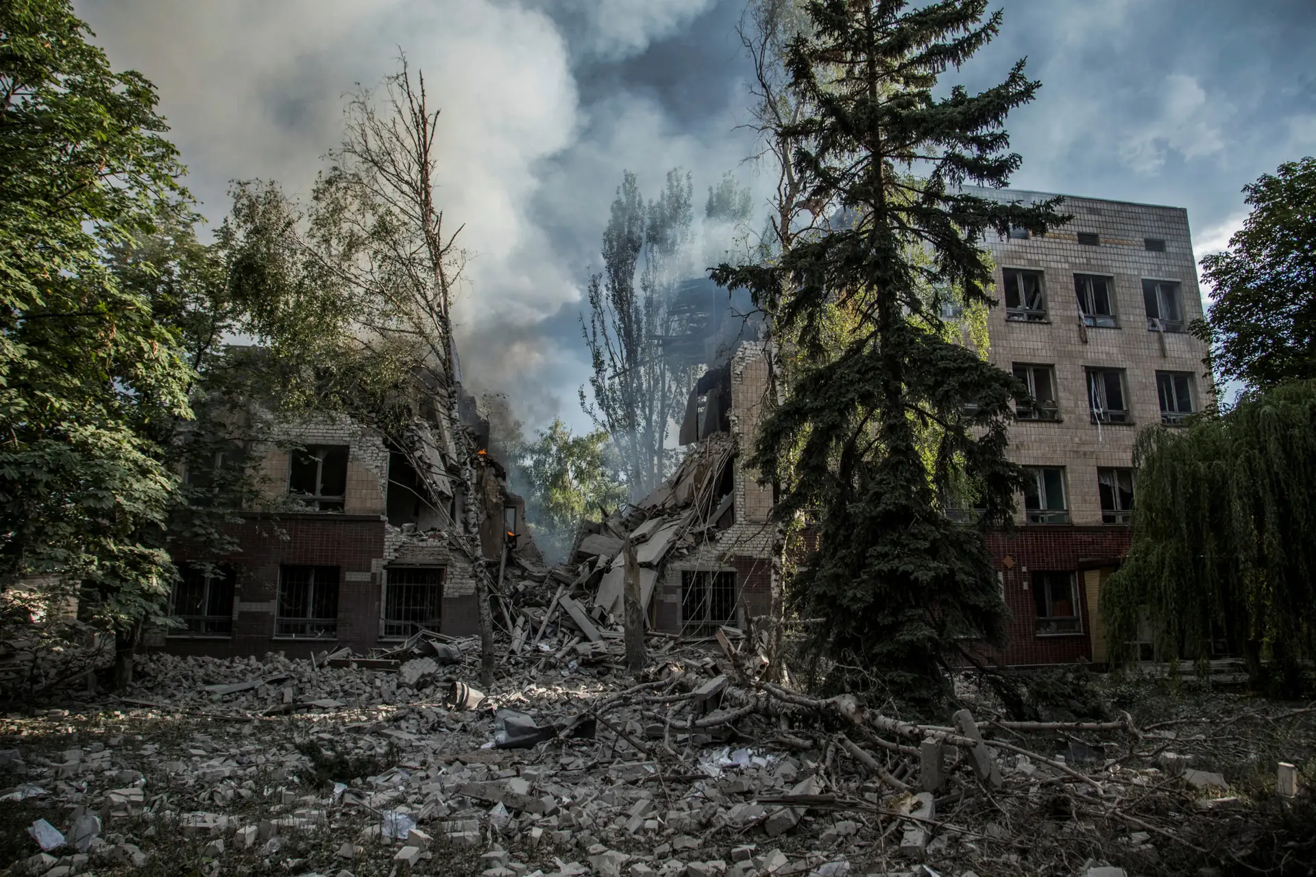 Guerra na Ucrânia: a destruição total da cidade de Lysychansk