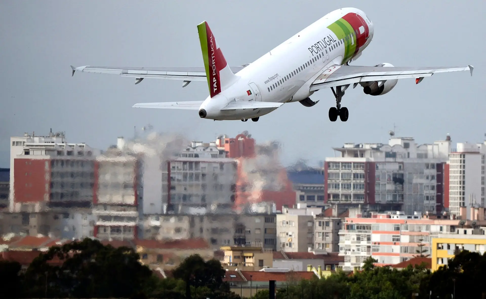 Pilotos acusam Governo de não responsabilizar administração da TAP por reestruturação "desajustada"
