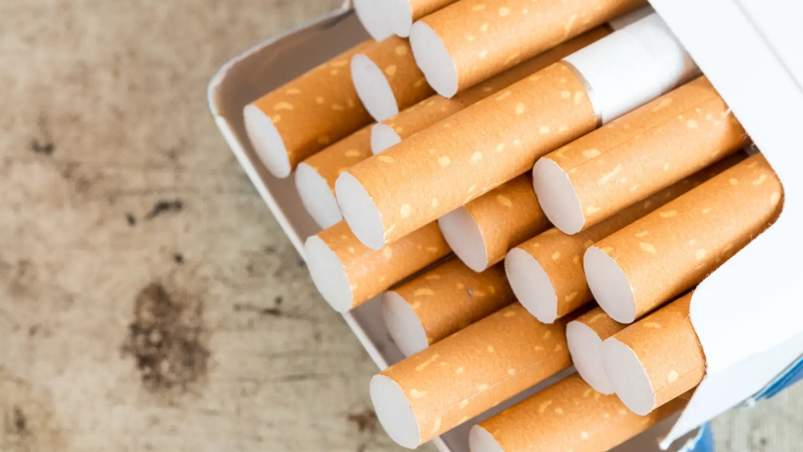 DGS quer proibir a venda de tabaco a menores de 21 anos 