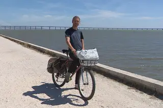 Viagem sustentável: Andreas percorreu mais de 2.300 quilómetros numa “bicicleta de lixo”