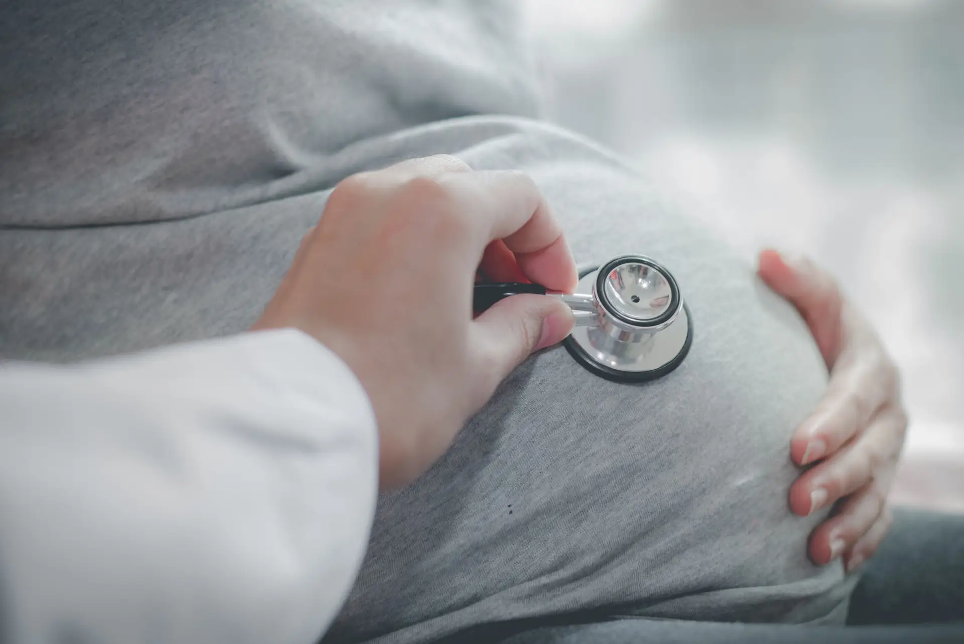 Encerramento da urgência de obstetrícia de Aveiro obrigou a transferir duas grávidas