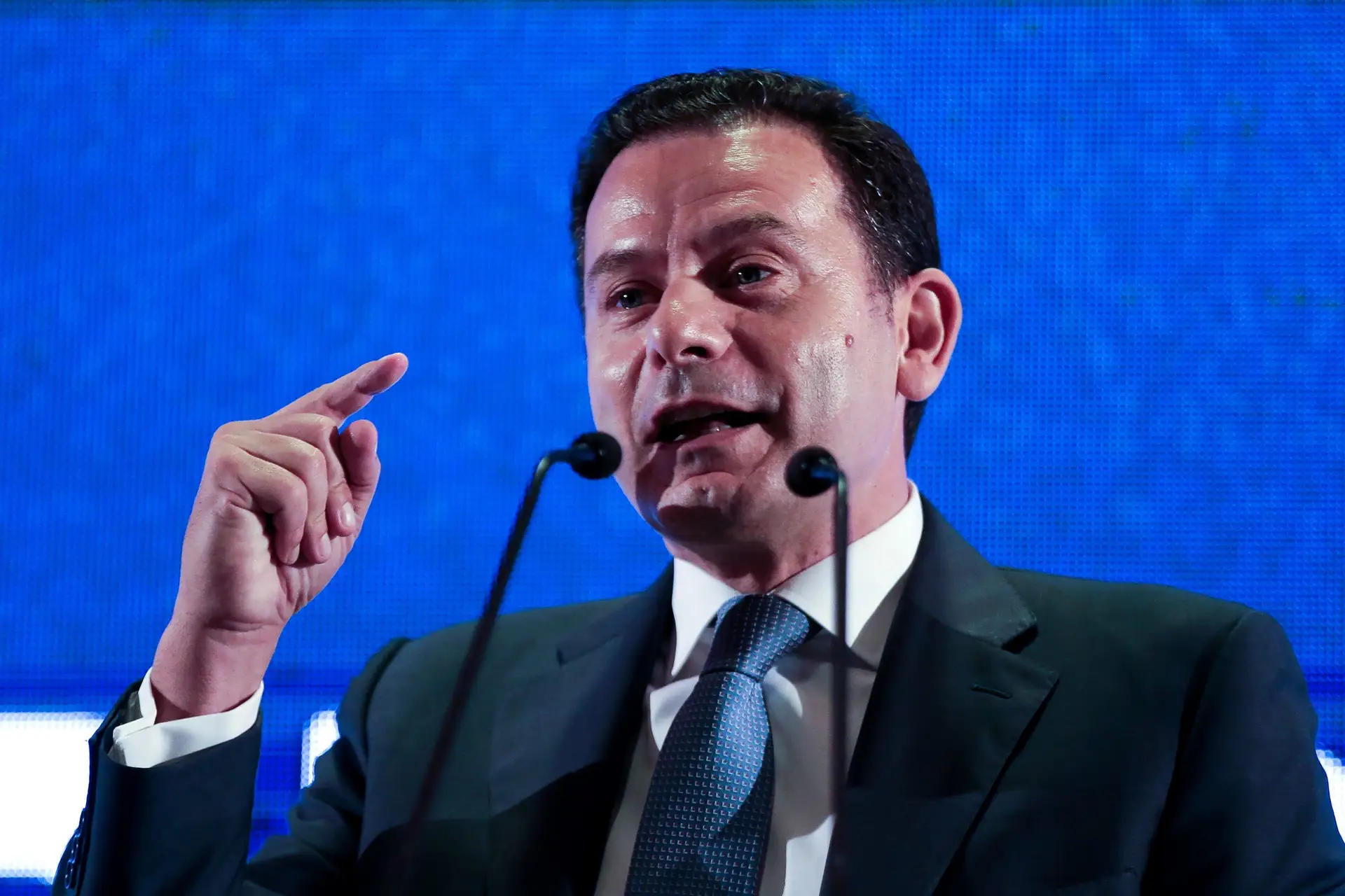 Incêndios: Luís Montenegro pede ao primeiro-ministro para pôr “ordem na casa”