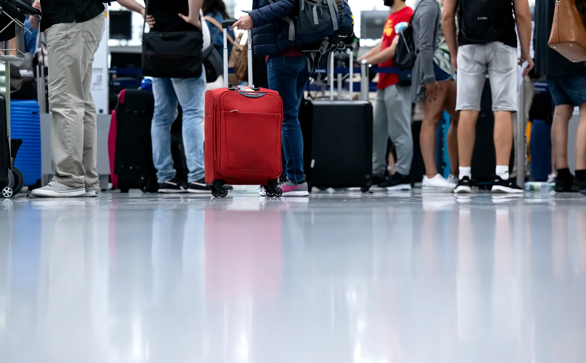 Governo e SEF garantem que tempo de espera nos aeroportos diminuiu