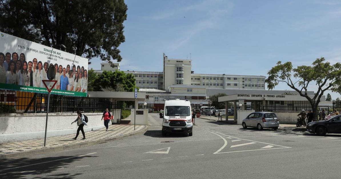 Utentes e funcionários do hospital de Aveiro revoltados com falta de estacionamento