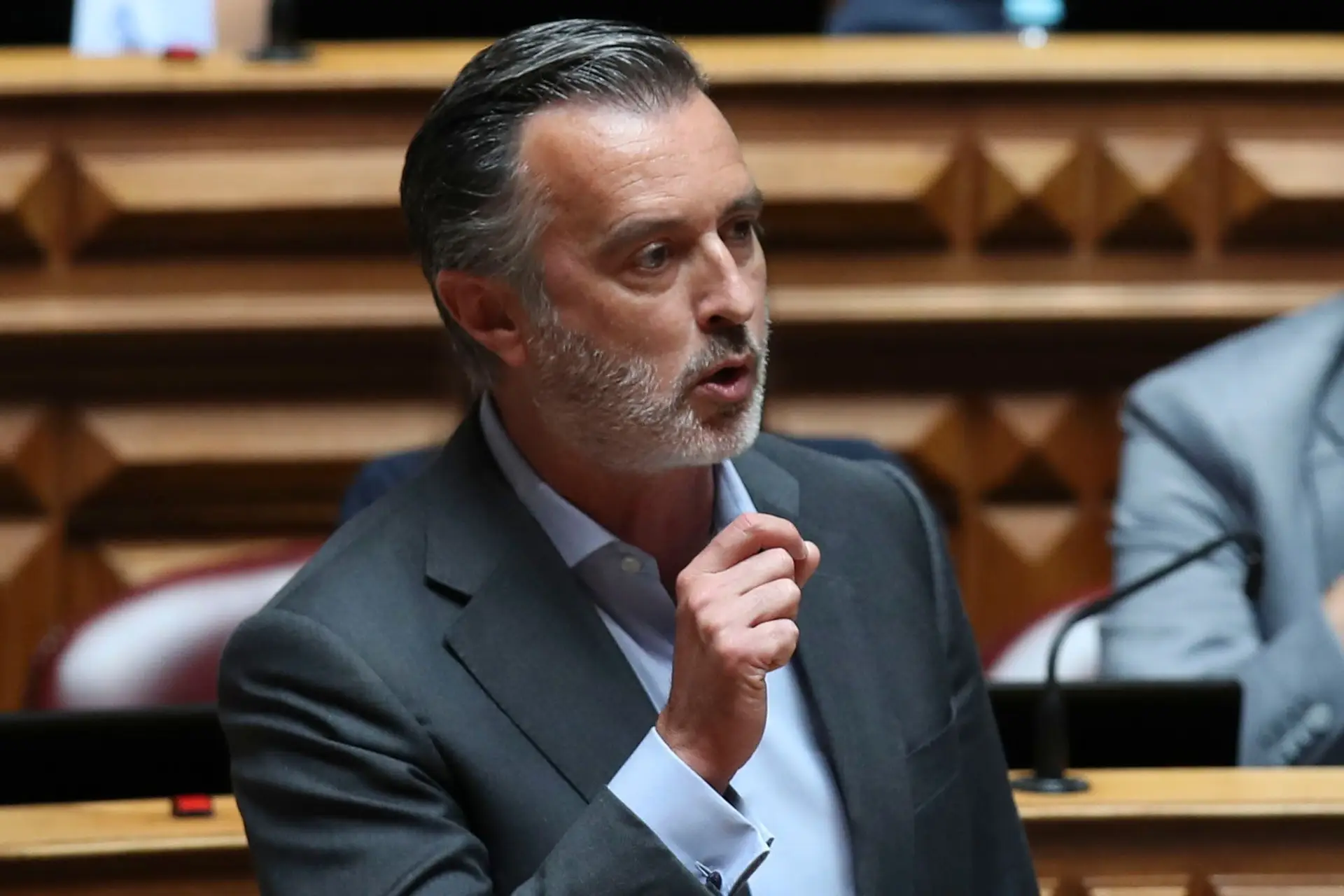 IL acusa Chega de "colaboração" com Governo