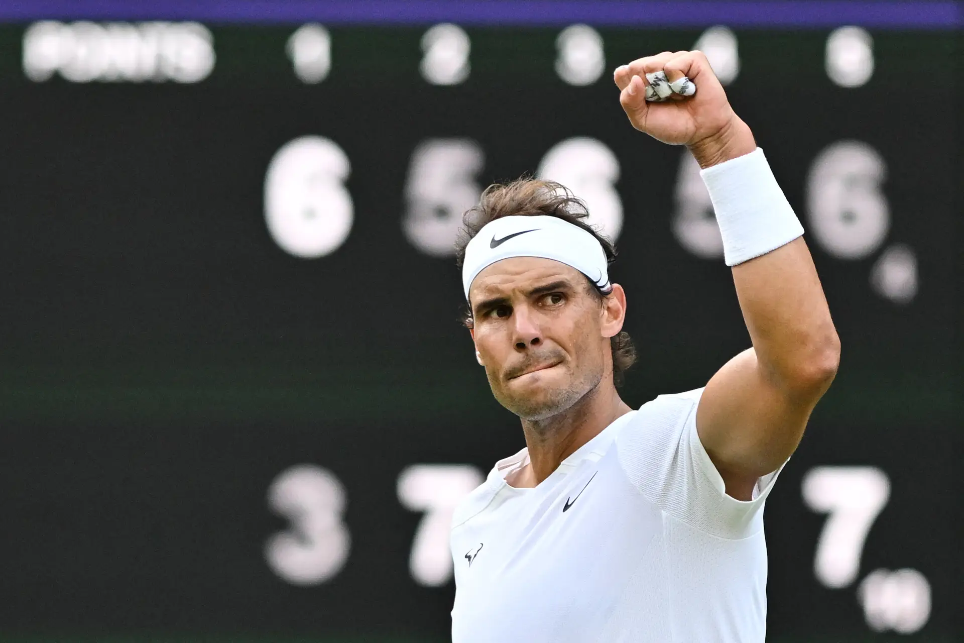 Wimbledon: Rafael Nadal apura-se para as meias-finais