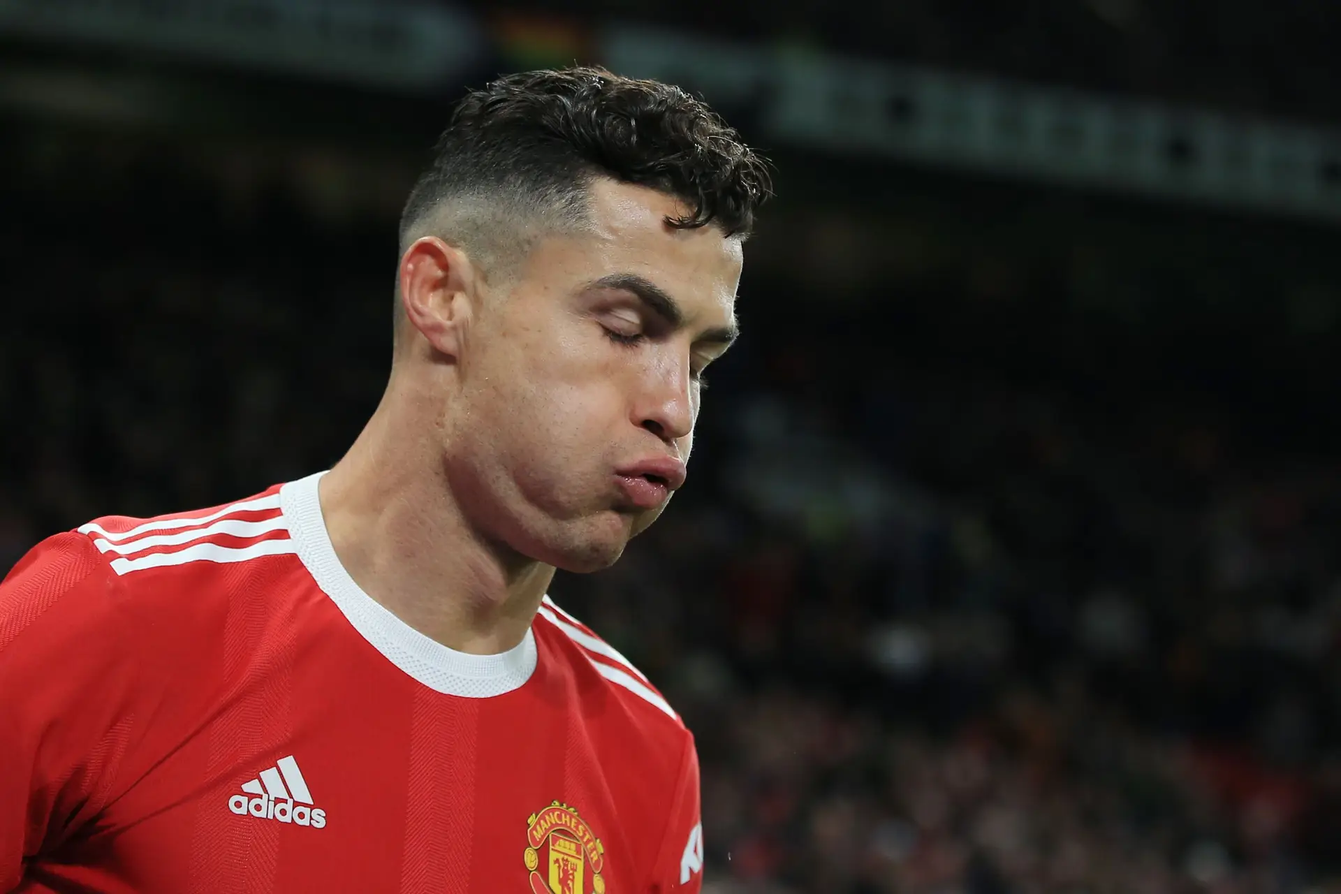 “Ansioso por sair de Manchester?”: aeroporto de Liverpool quer ajudar Ronaldo a decidir próximo destino