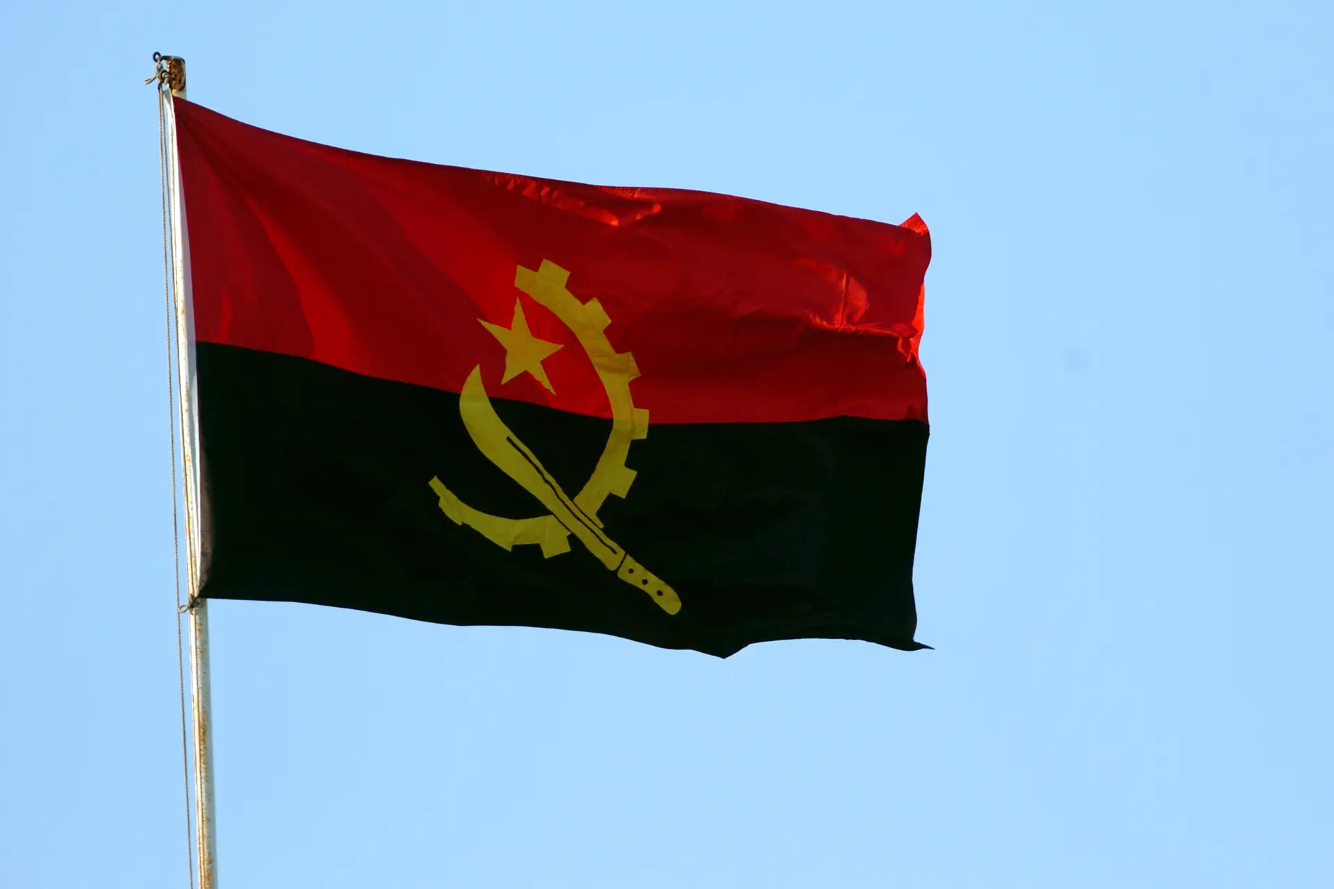 José de Lima Massano mantém-se como governador do Banco Nacional de Angola