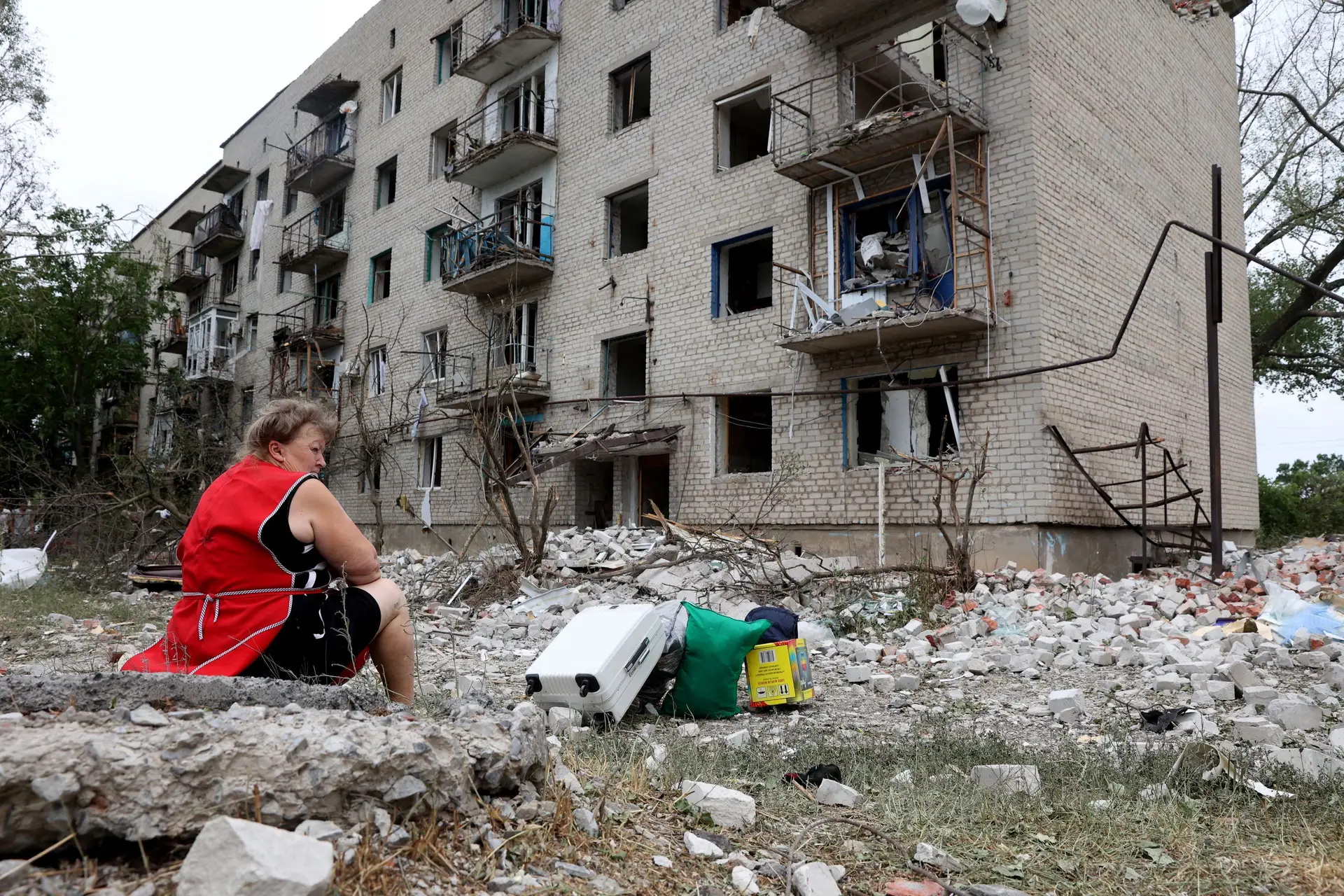 Moscovo ainda não reagiu ao ataque russo que matou pelo menos 18 pessoas em Donetsk