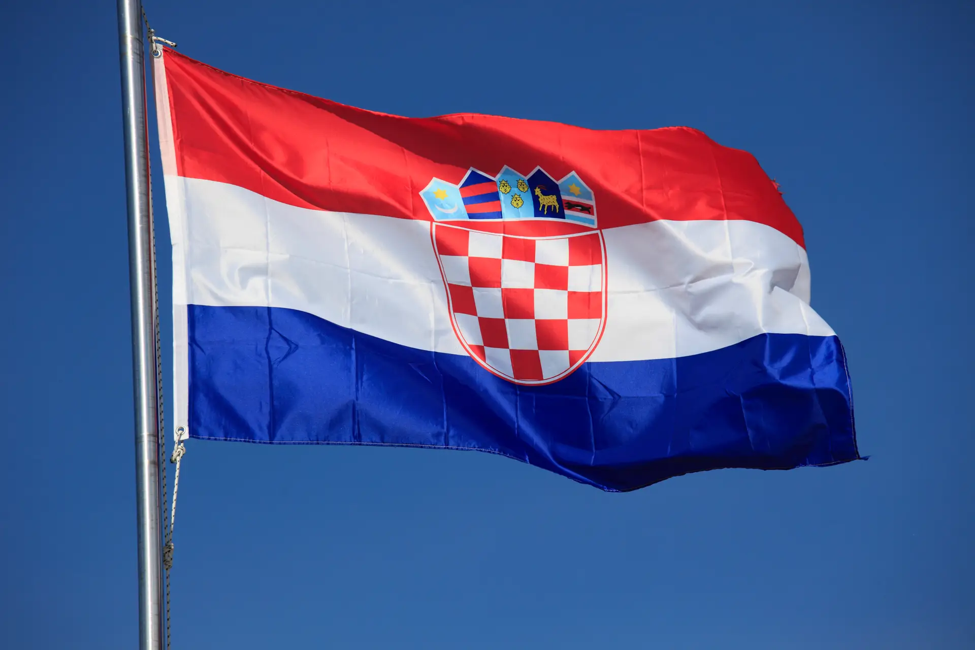 UE aprova entrada da Croácia no espaço Schengen
