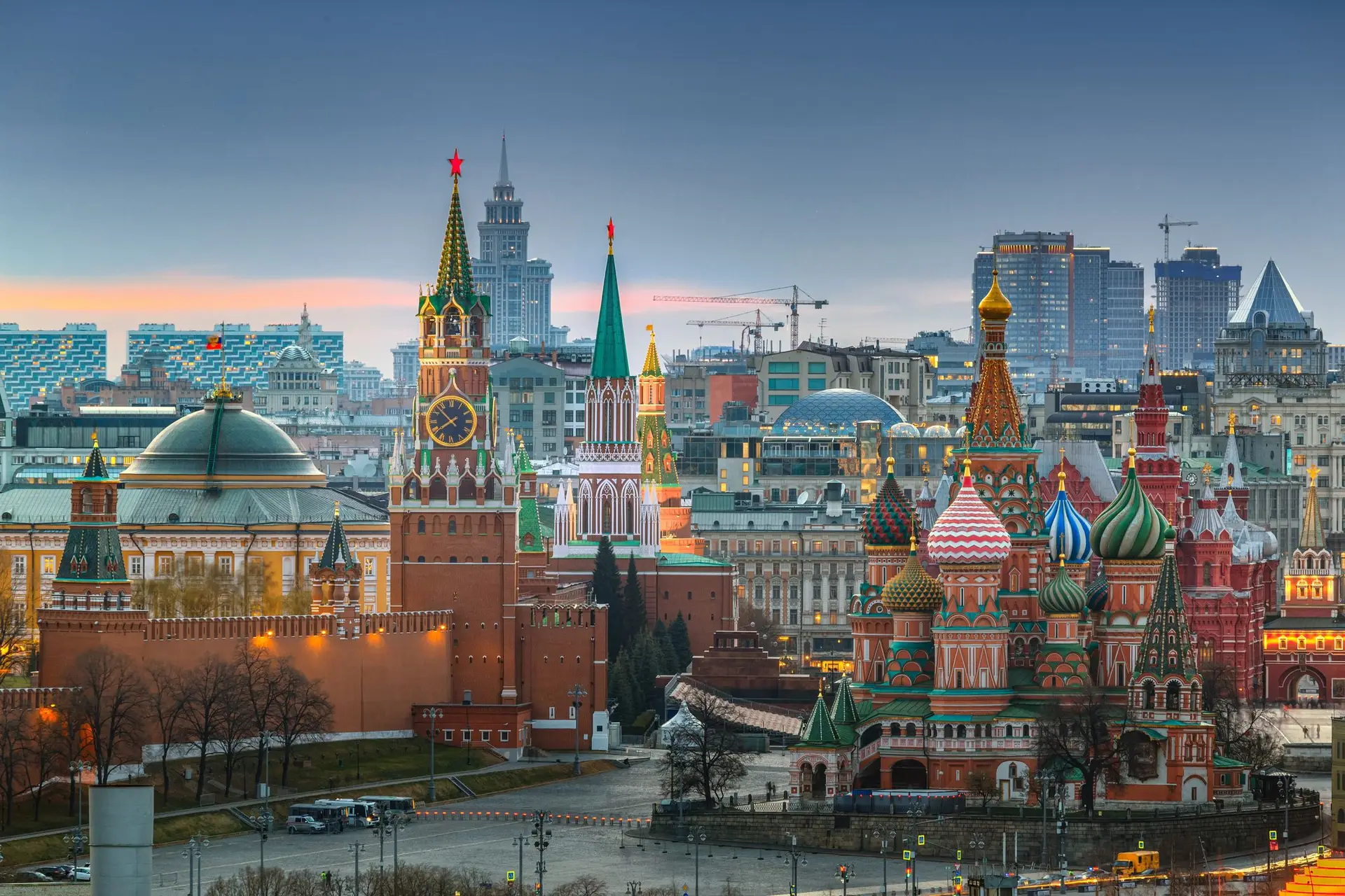 Região separatista de Donetsk inaugura "embaixada" em Moscovo