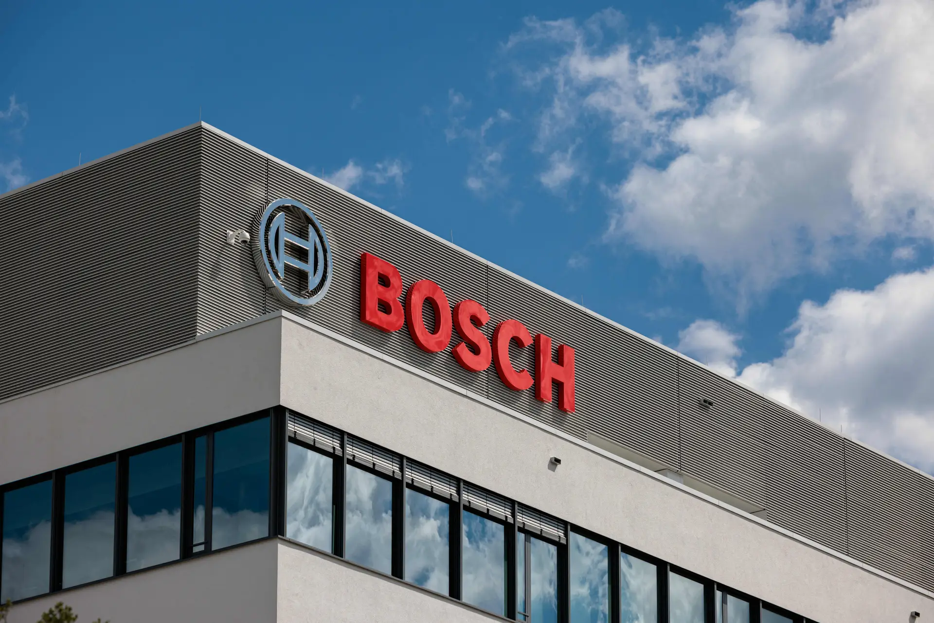 Bosch prevê eliminar mais de 13.000 empregos na Alemanha até 2030
