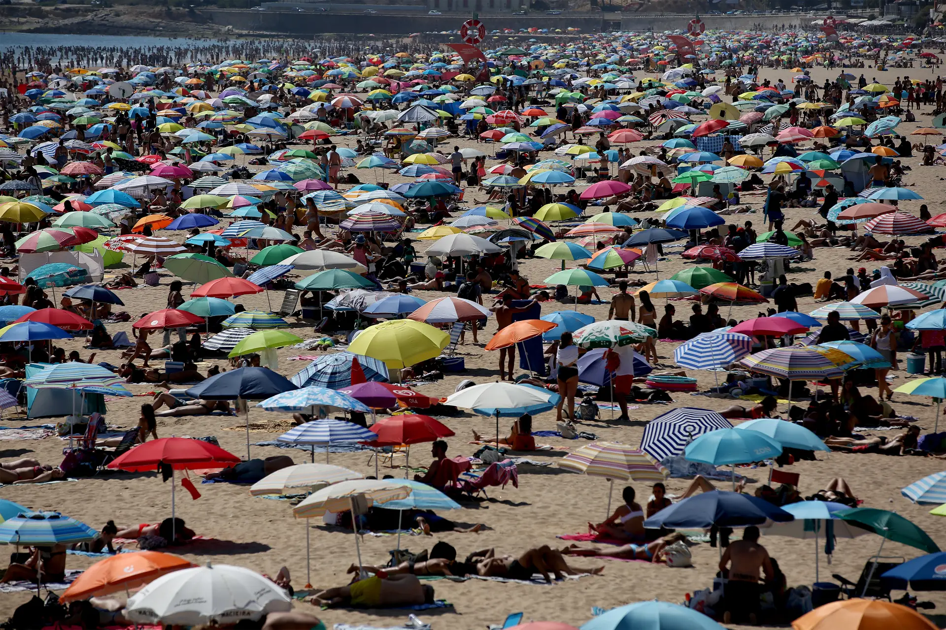 Os cuidados a ter nas praias para minimizar riscos de acidentes balneares
