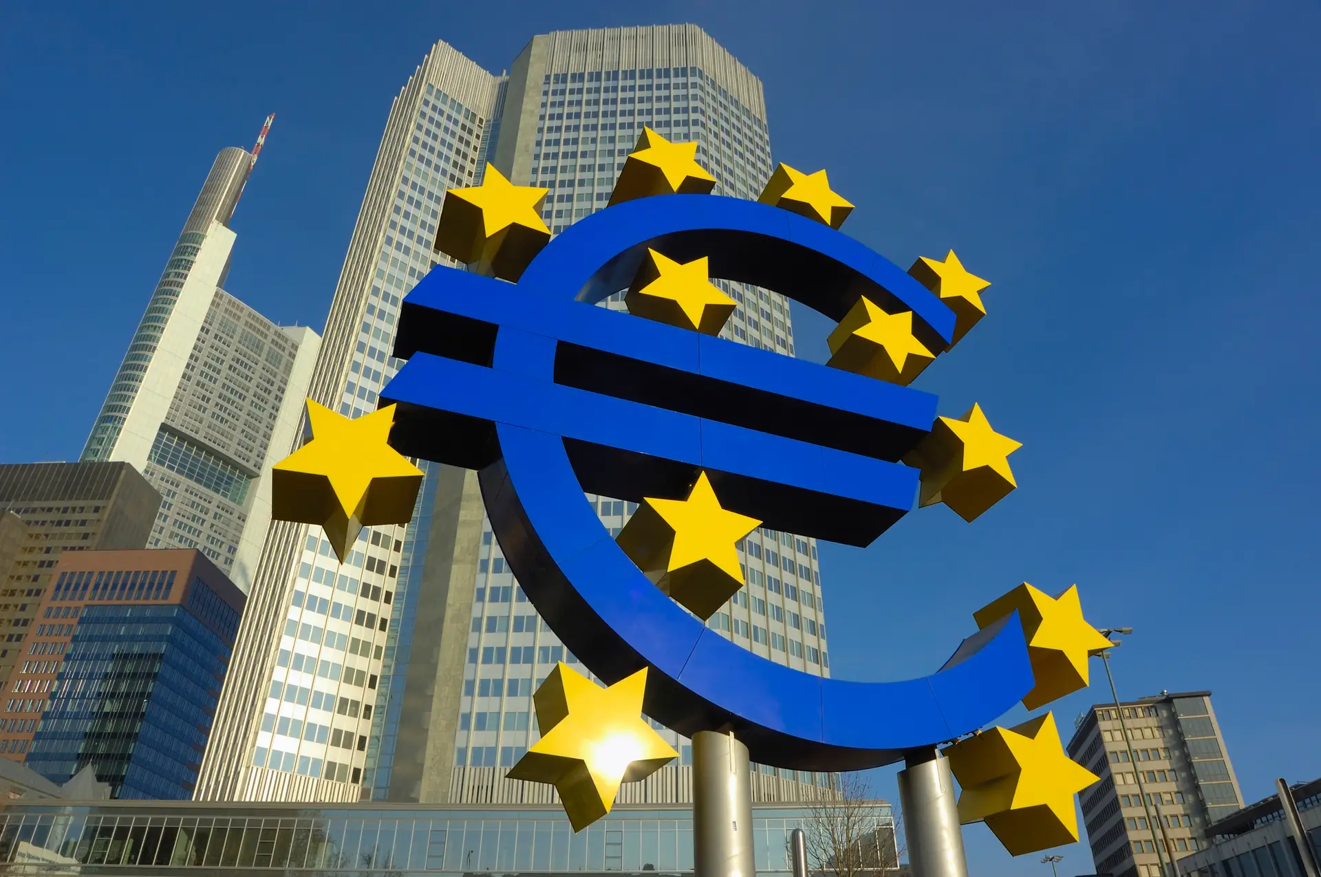 BCE seriamente preocupado com possível subida dos créditos de cobrança duvidosa