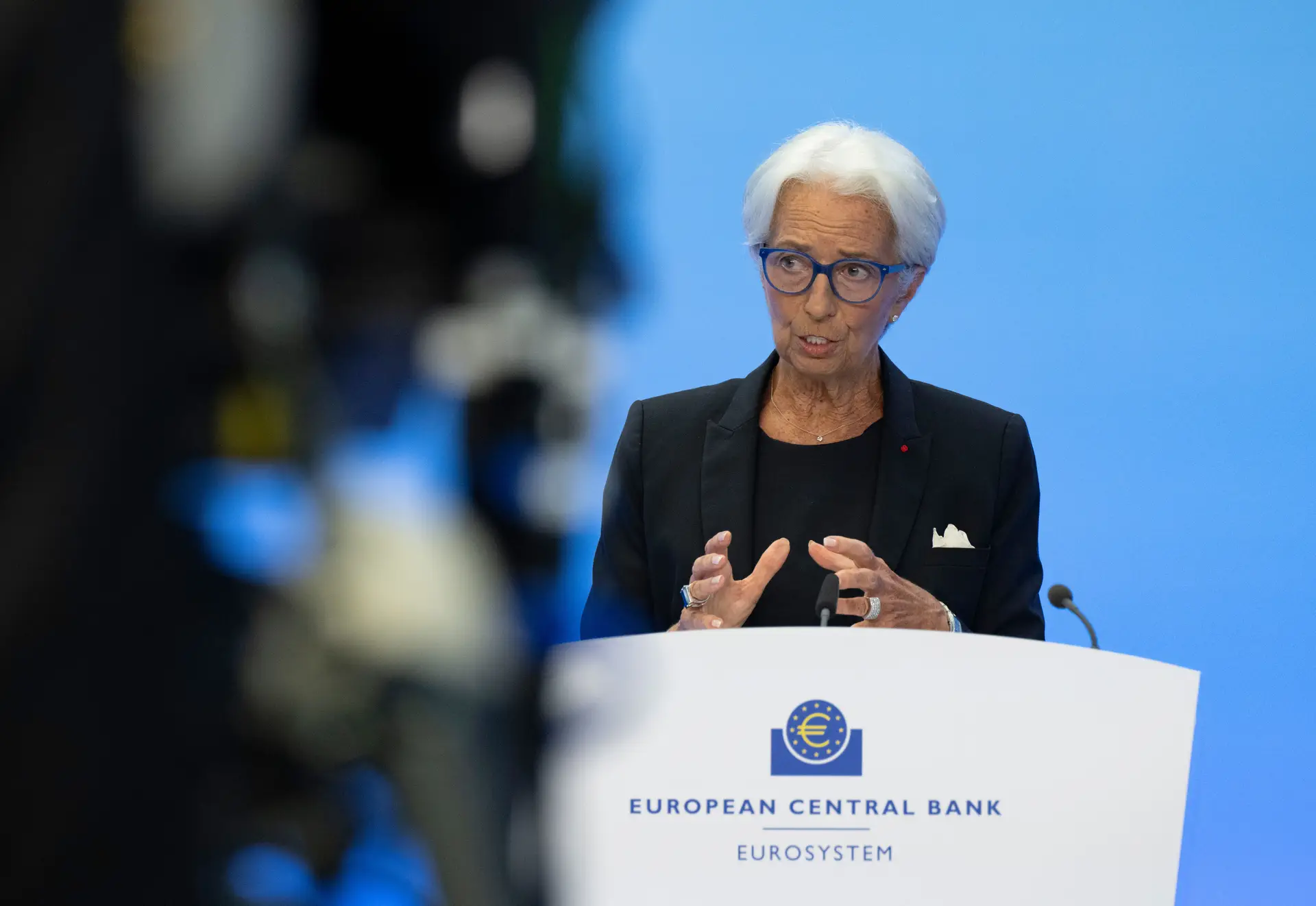 Inflação vai "manter-se alta durante bastante tempo", avisa Lagarde