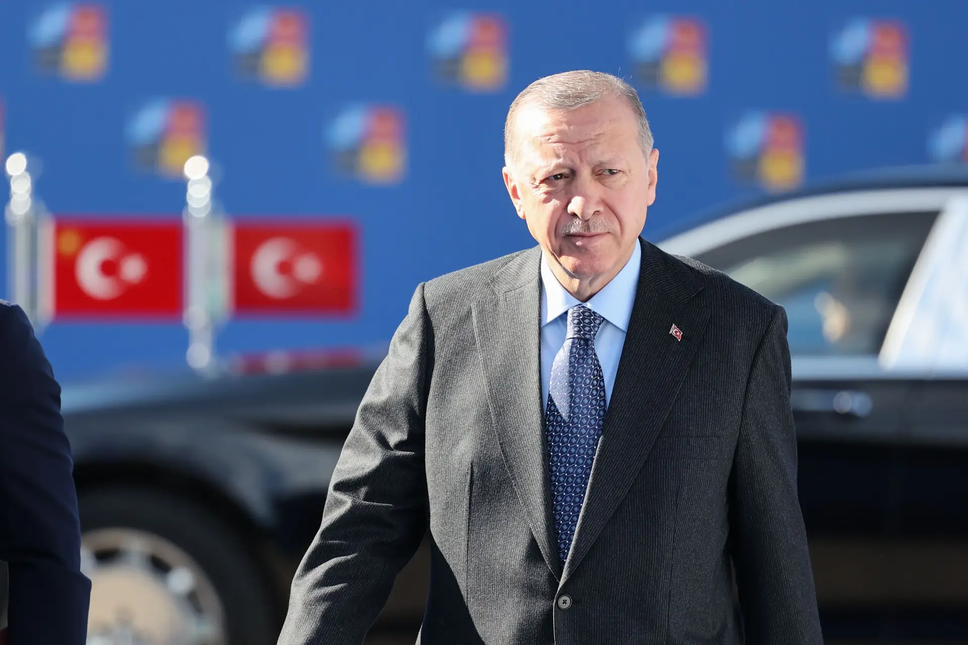 Turquia, Suécia e Finlândia voltam a reunir-se para abordar adesão à NATO