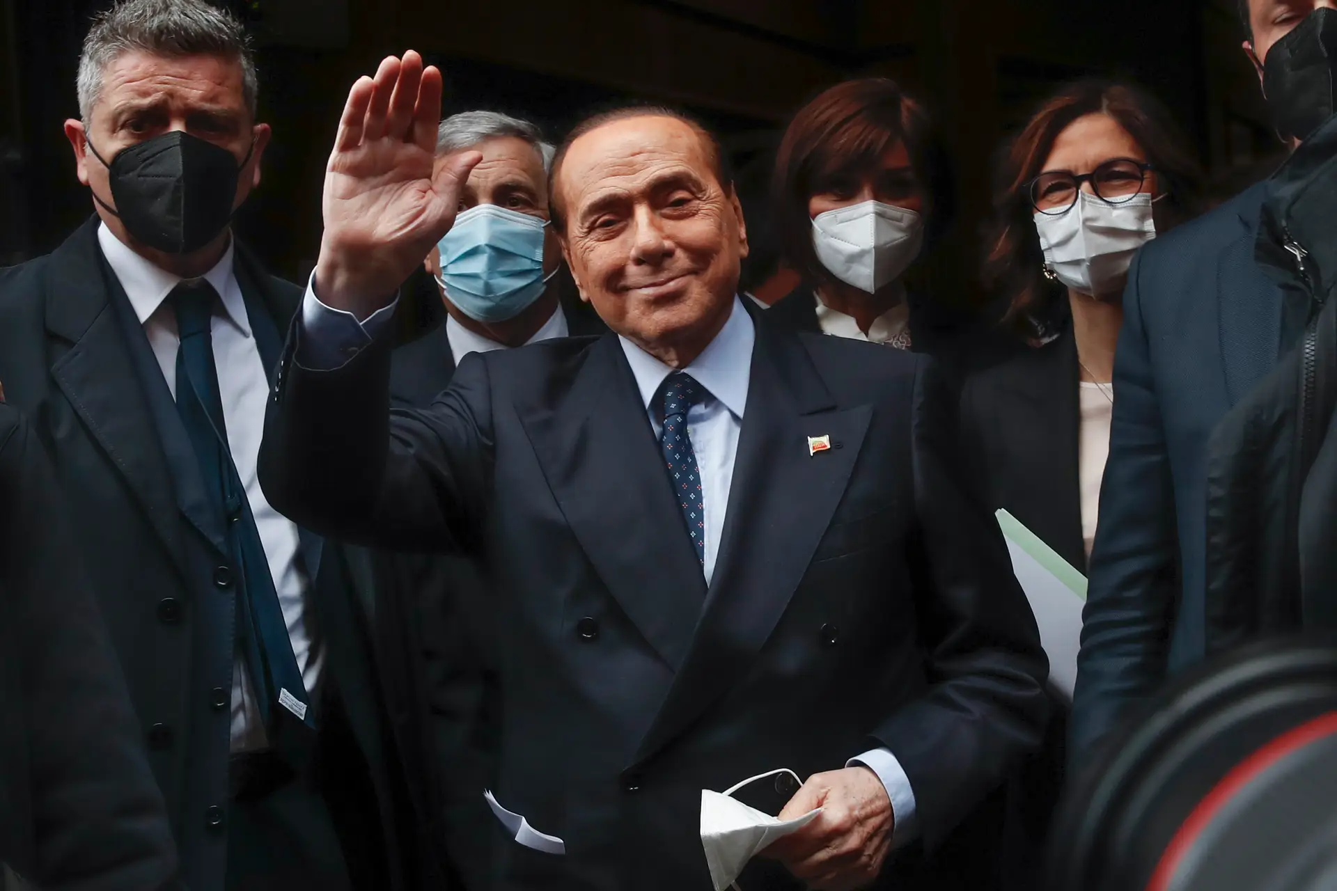 Dois ministros de Draghi abandonam partido de Berlusconi