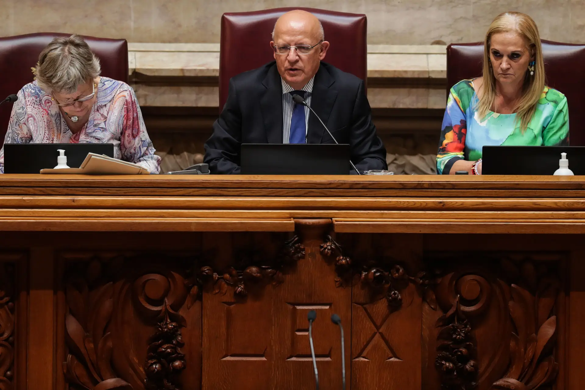 Santos Silva sobre candidatura a Belém: "Não rejeito nada em absoluto. Lá para 2025 falaremos"