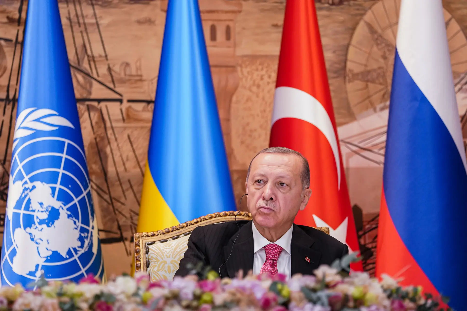 Turquia compra cereais à Ucrânia a melhor preço por ser mediador nas exportações