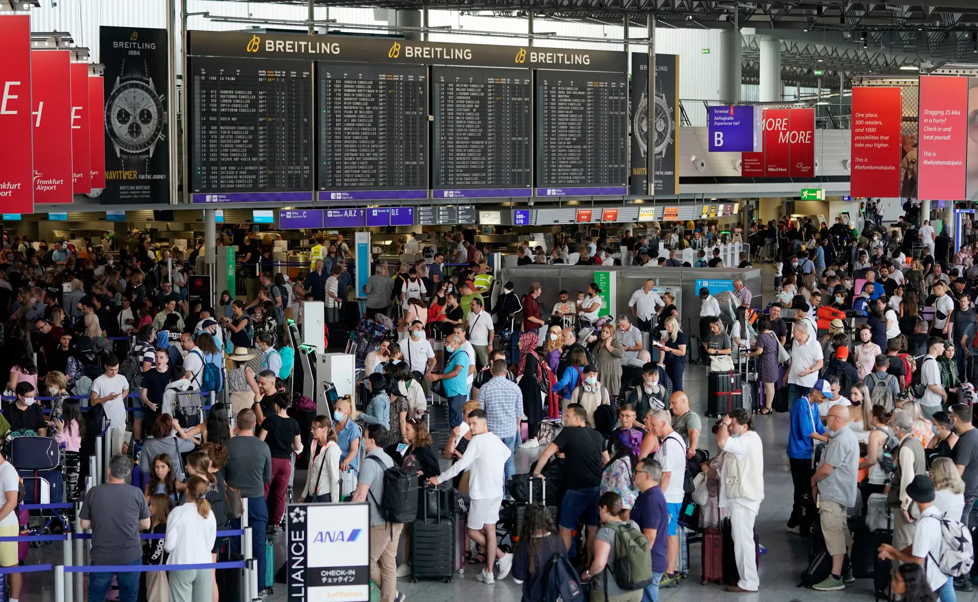 Greve na Lufthansa obriga ao cancelamento de mais de mil voos