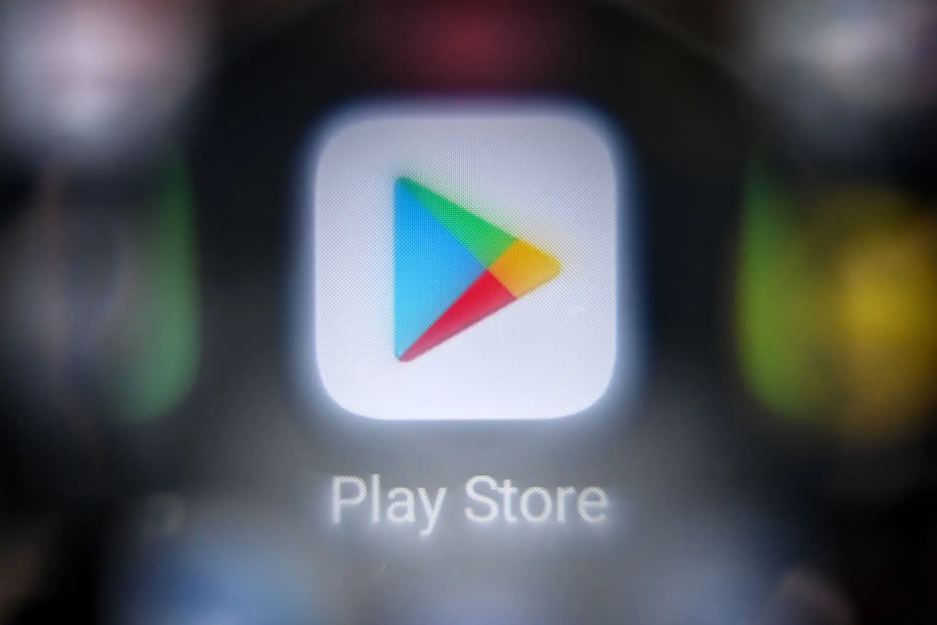 Milhões de portugueses em tribunal contra cobrança excessiva de comissões pela Apple e Google