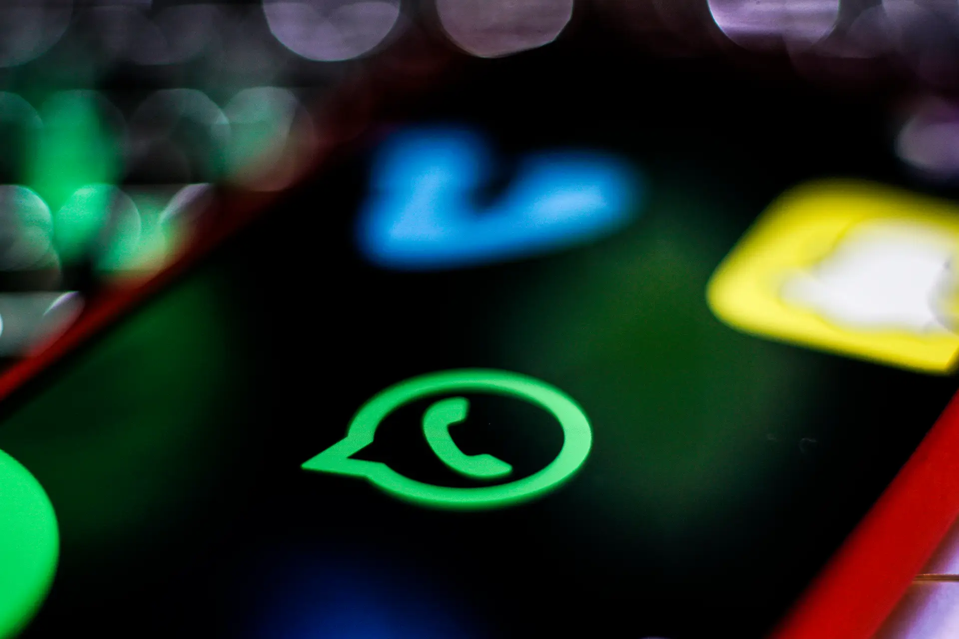 Rússia multa Whatsapp e Snapchat por alegada recusa de armazenamento de dados