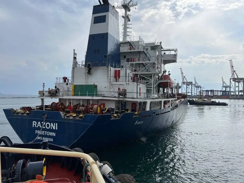 O navio de carga "Razoni" com bandeira de Serra Leoa, partiu do porto de Odessa em Odessa, Ucrânia, em 01 de agosto de 2022.
