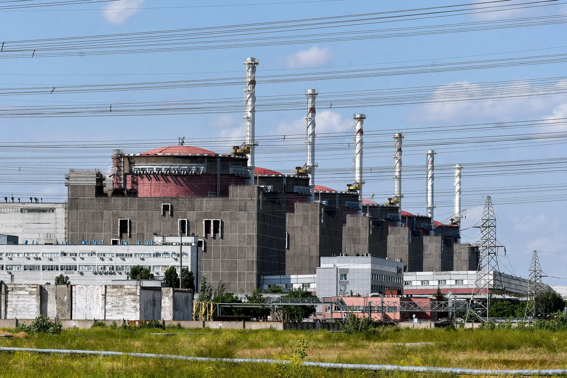 EUA, França, Alemanha e Reino Unido pedem envio de inspetores a central nuclear de Zaporíjia