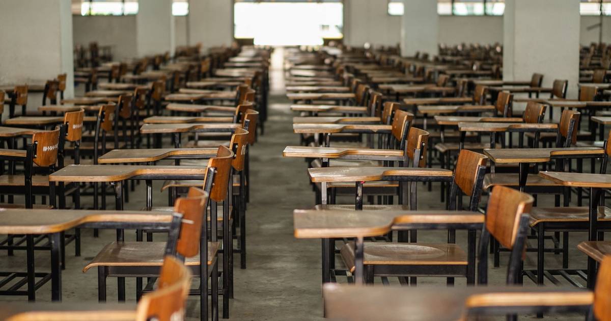 Più della metà degli studenti era assente il primo giorno della sessione speciale degli esami