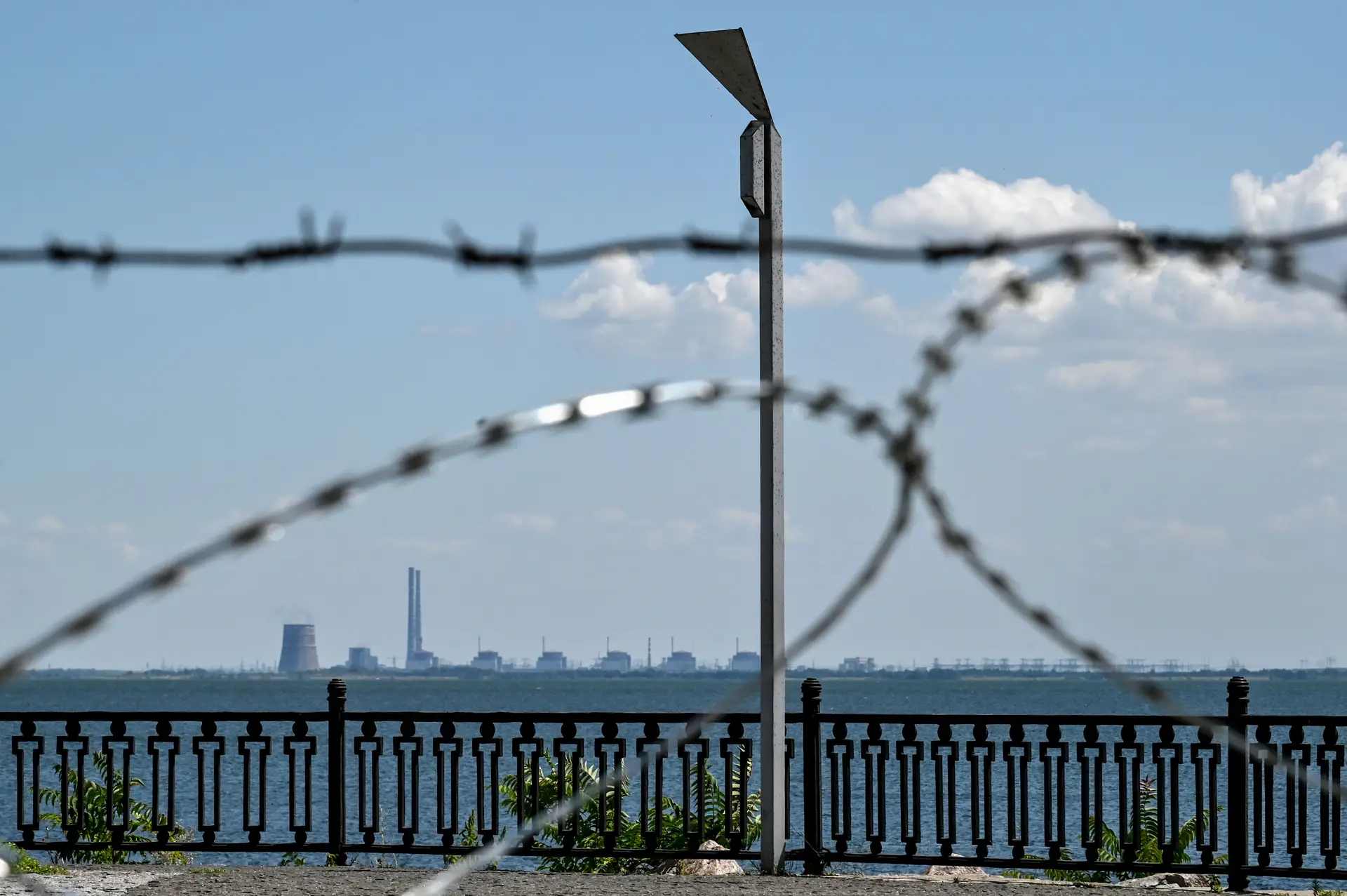 Rússia nega envolvimento em ataque em Zaporijia e acusa Kiev de "terrorismo nuclear"
