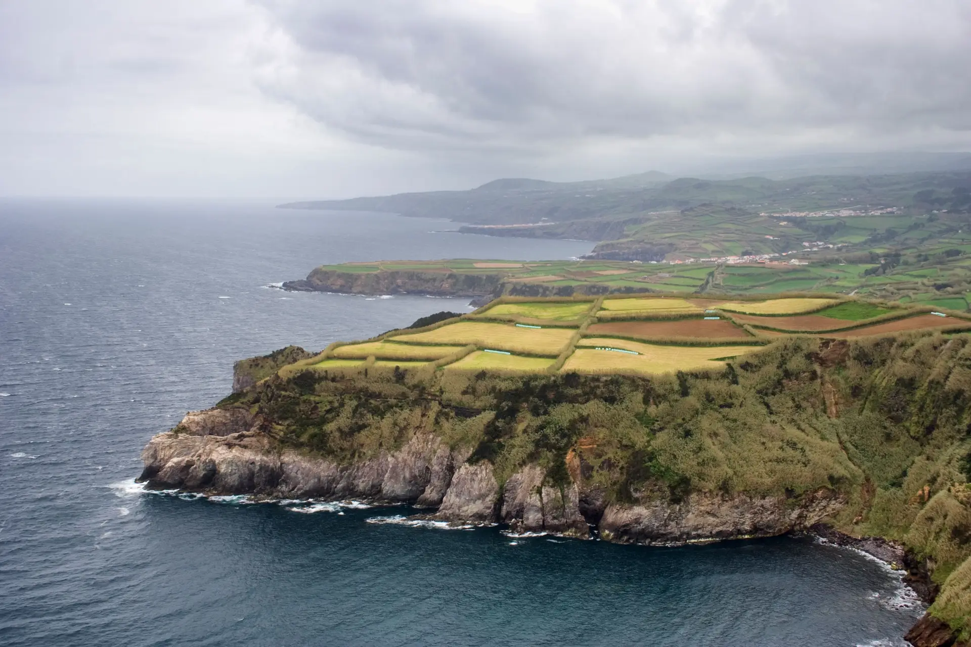 Ilhas do grupo central dos Açores sob aviso amarelo