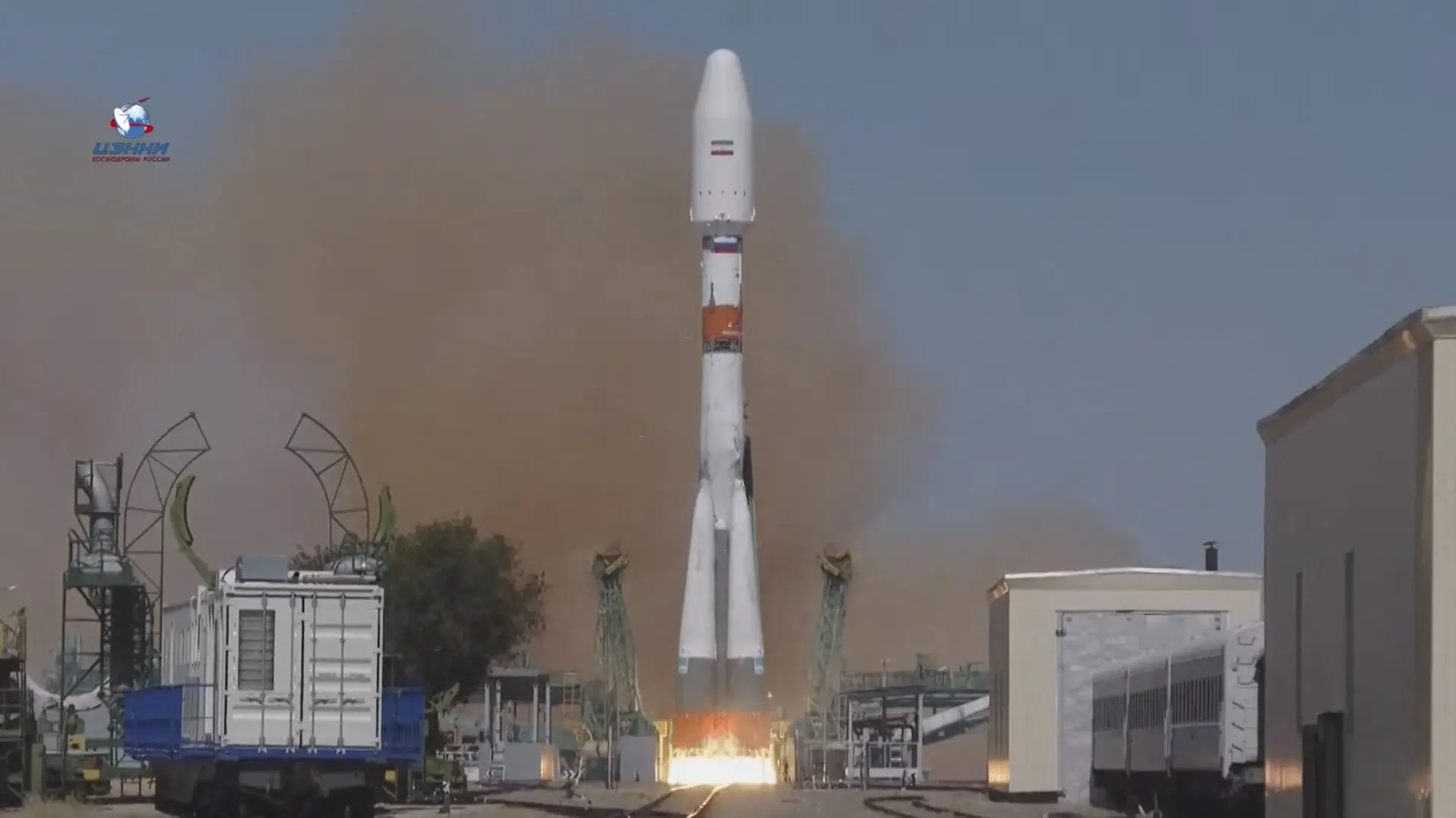 Rússia lança satélite iraniano suspeito de poder apoiar invasão da Ucrânia