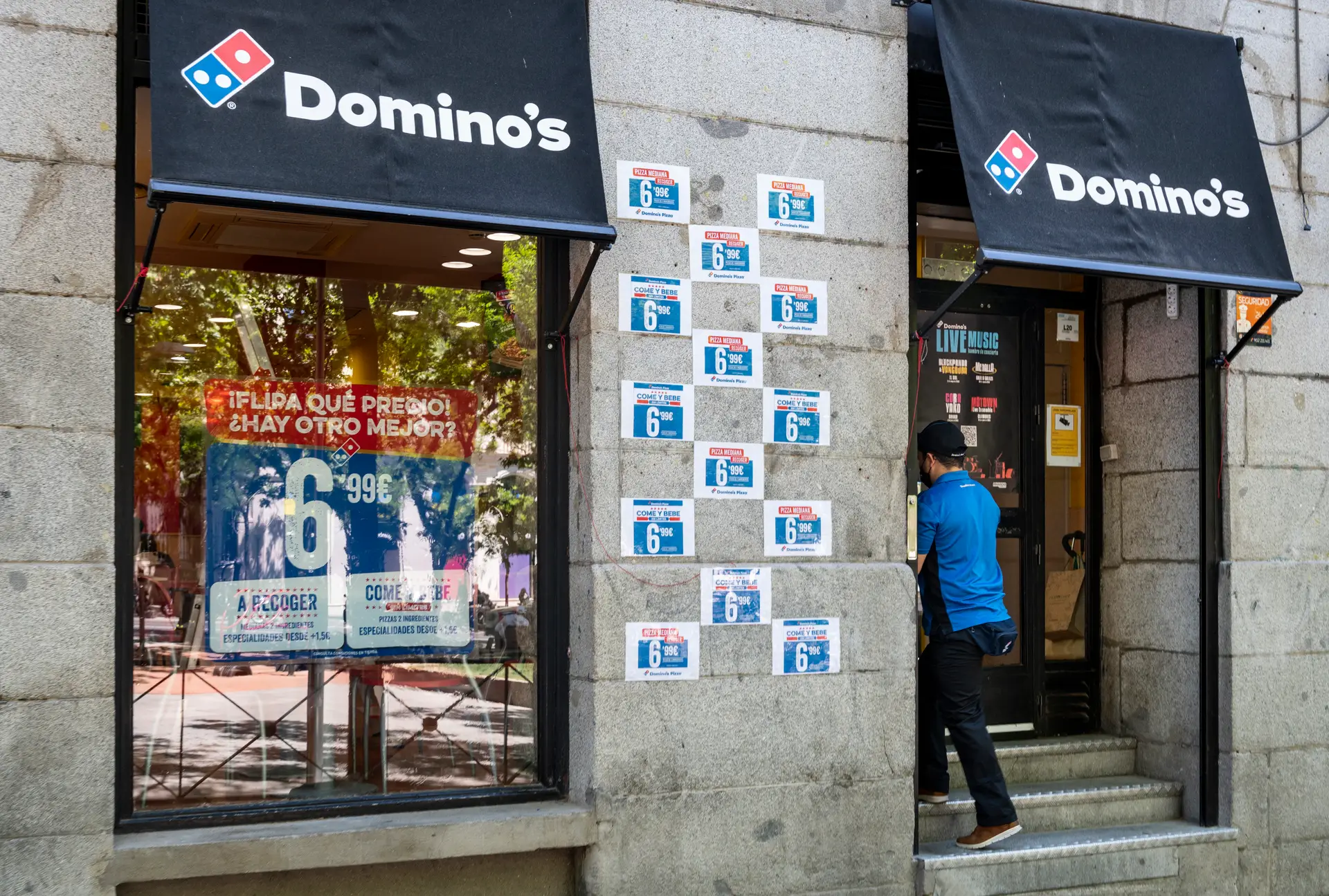 Derrotada pela pizza tradicional, Domino's fecha último restaurante em Itália