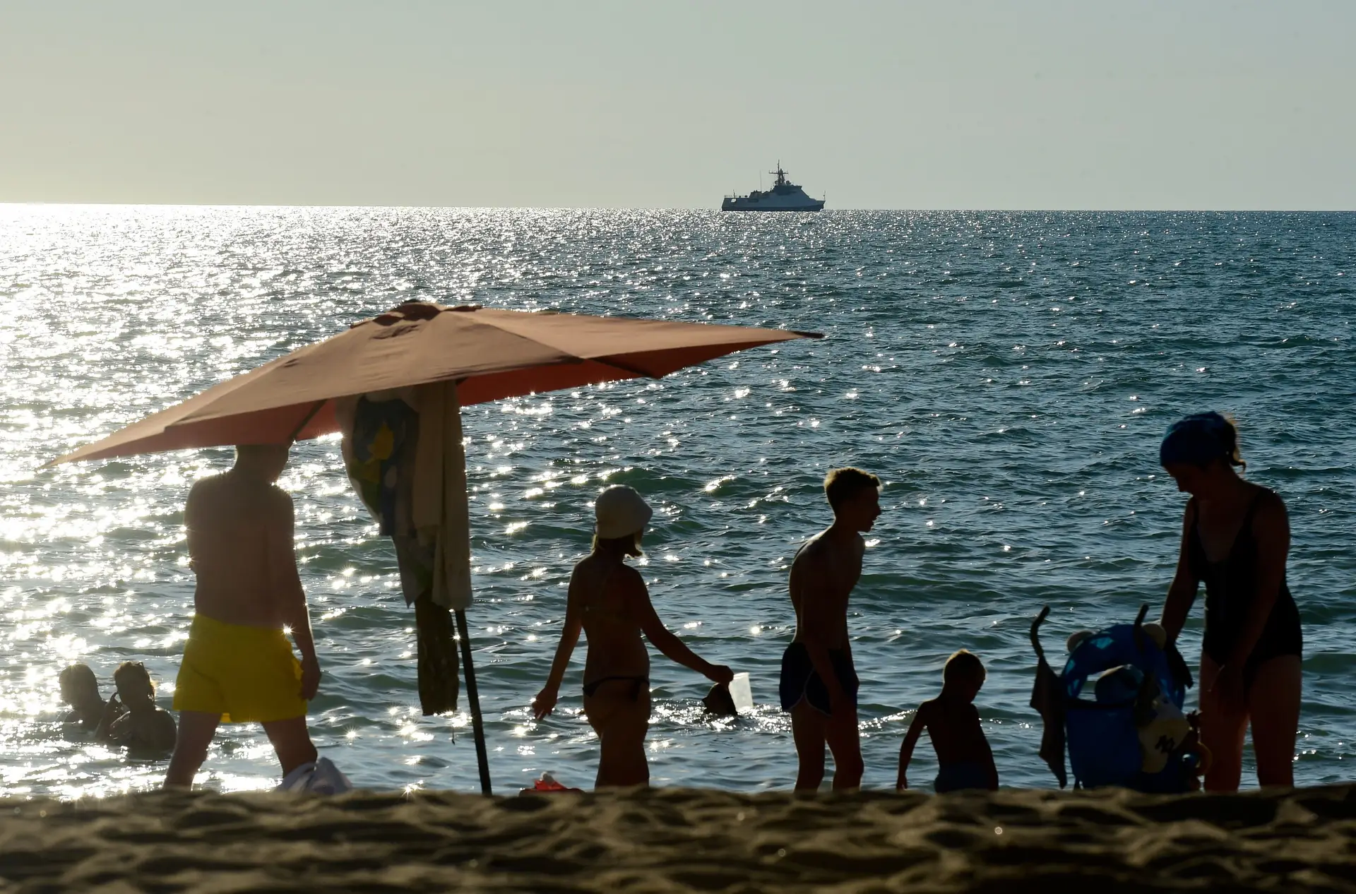 Vídeo da Defesa ucraniana desencoraja russos de passarem férias na Crimeia