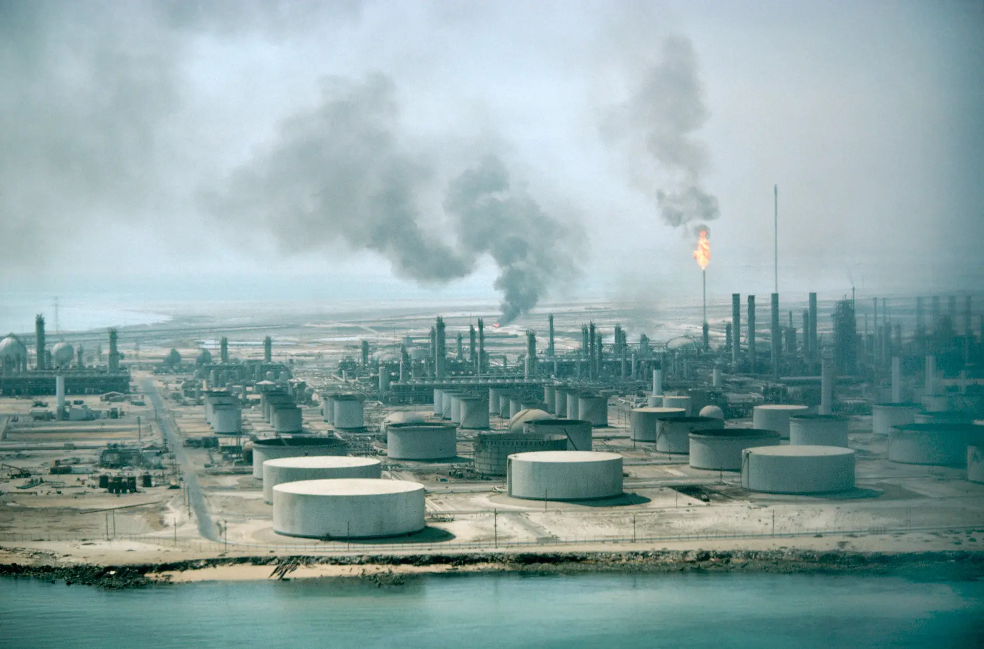 Petrolífera saudita regista lucro recorde no segundo trimestre