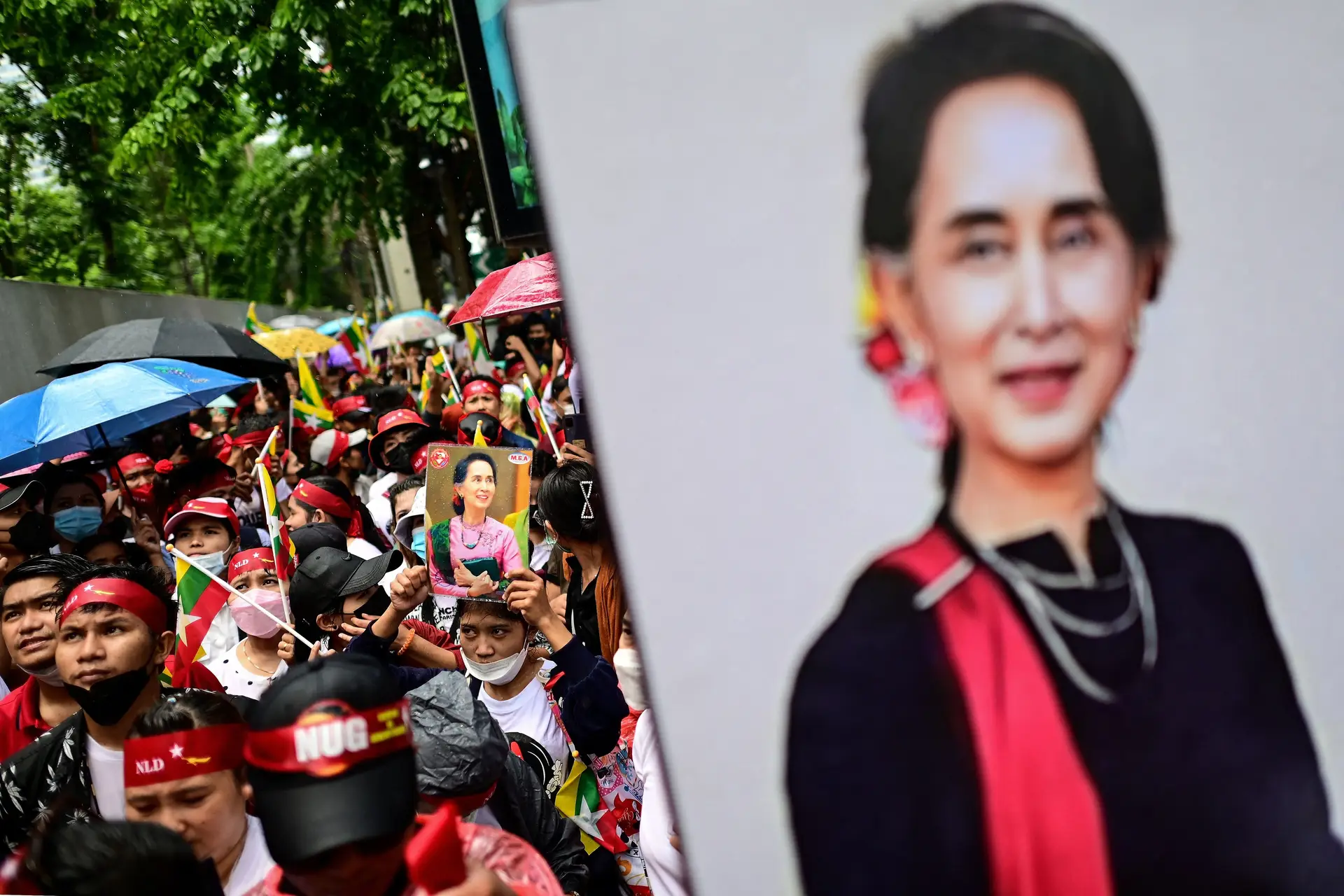 Ex-deputado do partido de Suu Kyi condenado a 173 anos de prisão no Myanmar