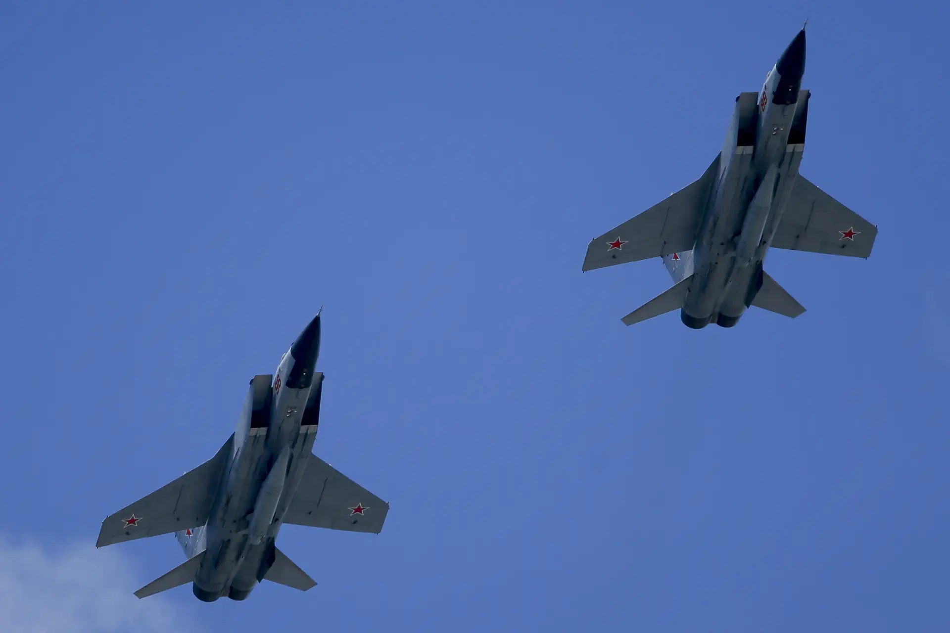 Caças russos terão violado (outra vez) espaço aéreo finlandês