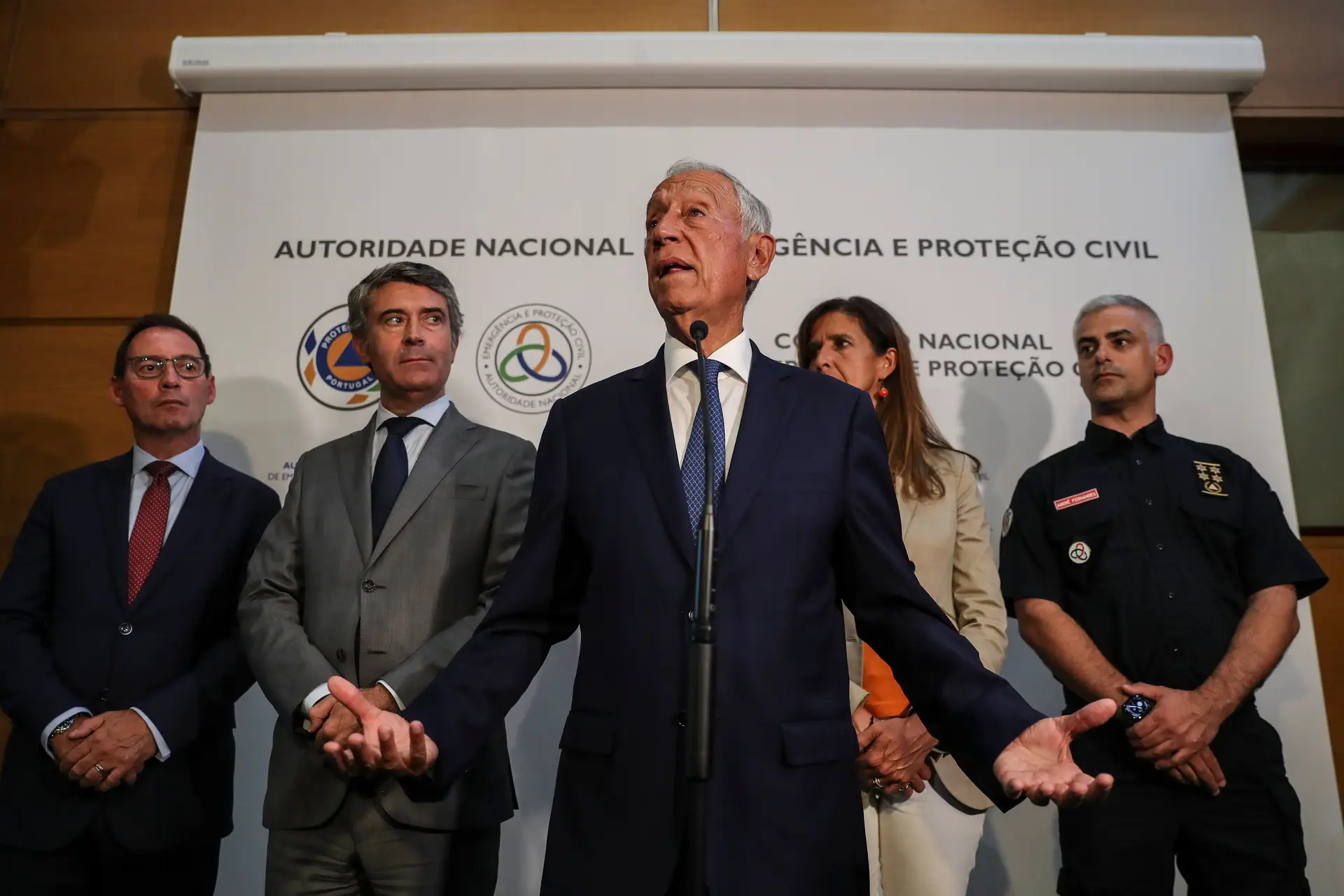Risco de incêndio: Governo anuncia medidas esta sexta-feira, avança Marcelo 