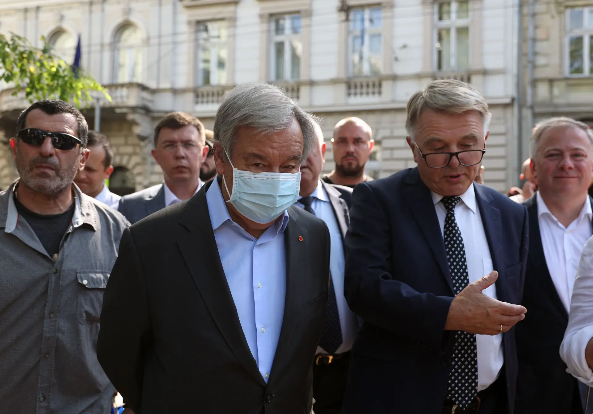 António Guterres visitou universidade na Ucrânia  
