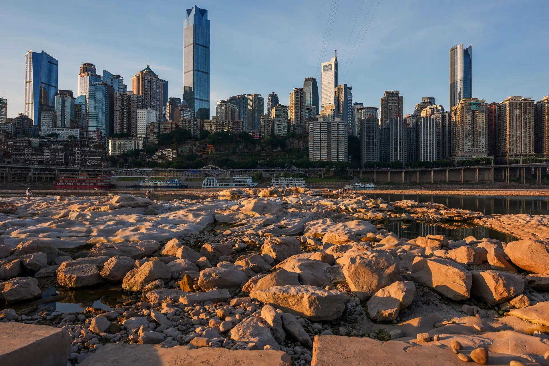 China emite alerta a nível nacional devido à seca
