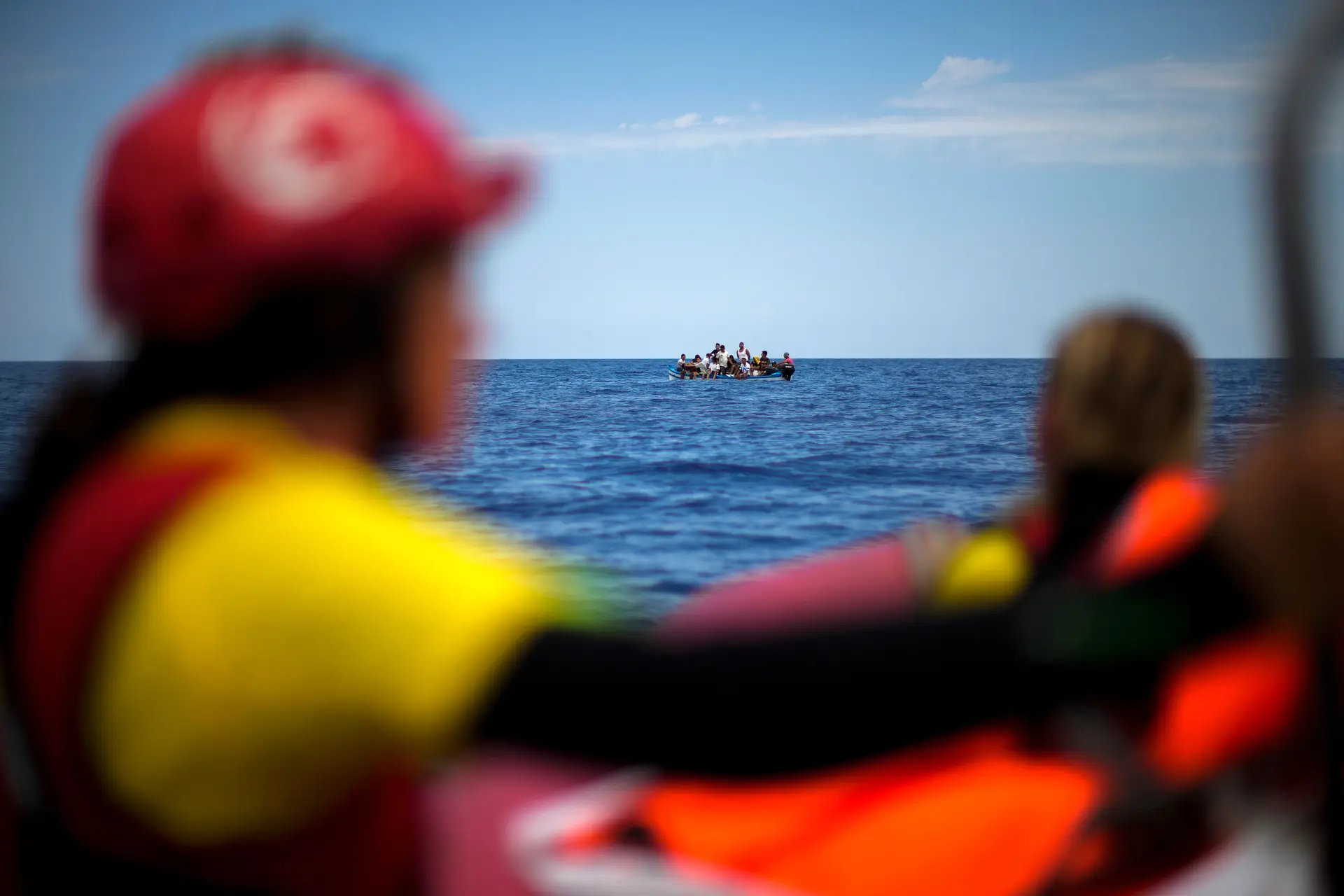 Resgatados cerca de 100 migrantes no mar da Gran Canária