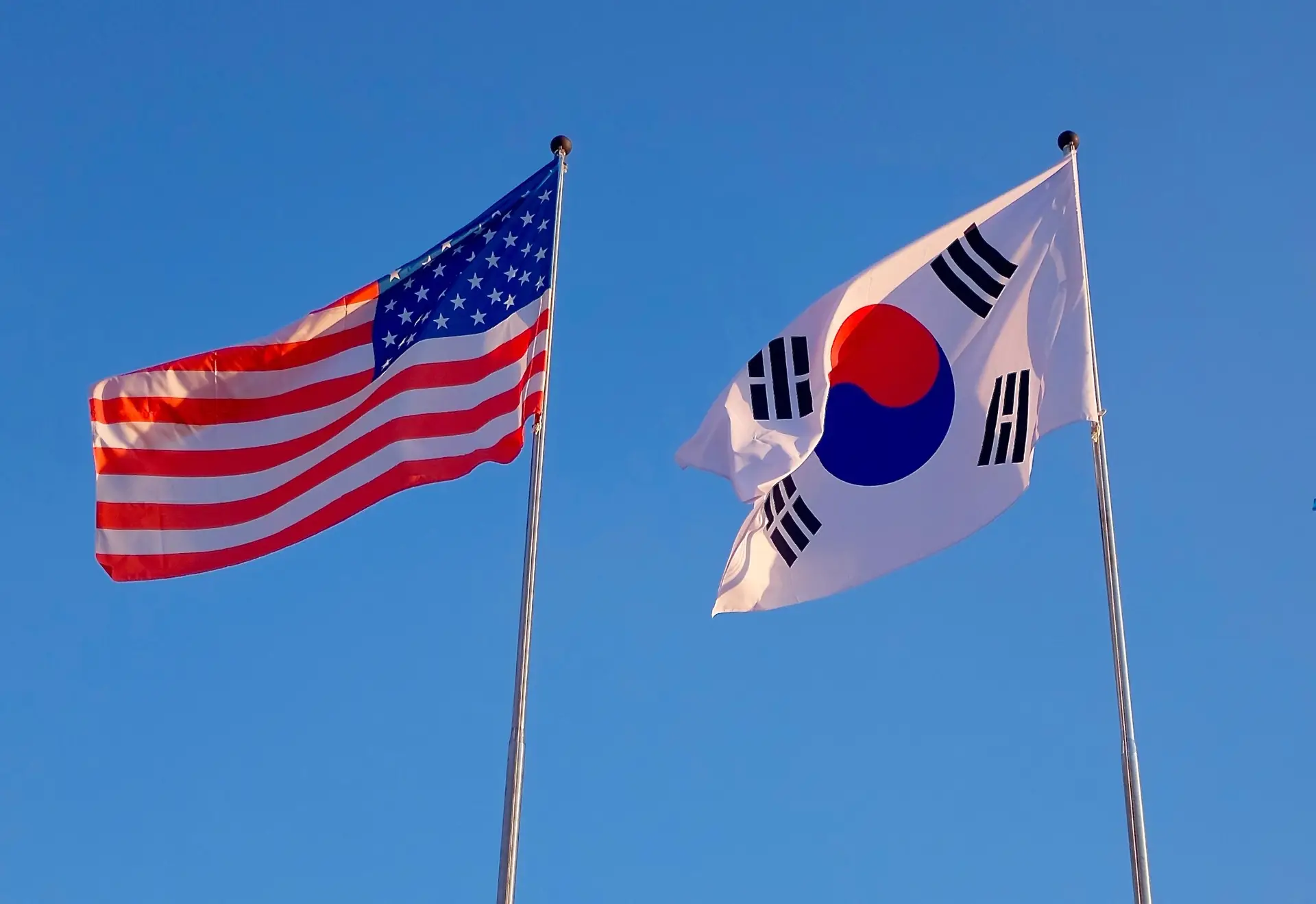 EUA e Coreia do Sul retomam exercícios militares conjuntos