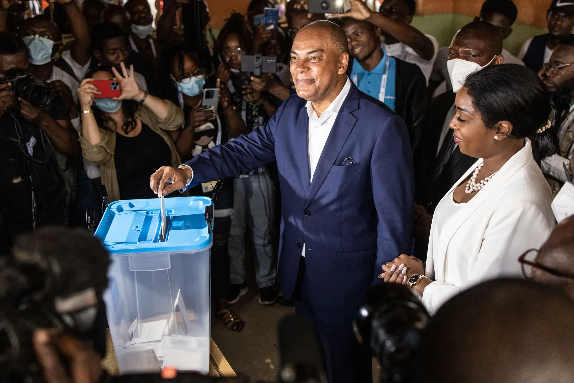 Líder da oposição angolana apela ao voto e critica processo