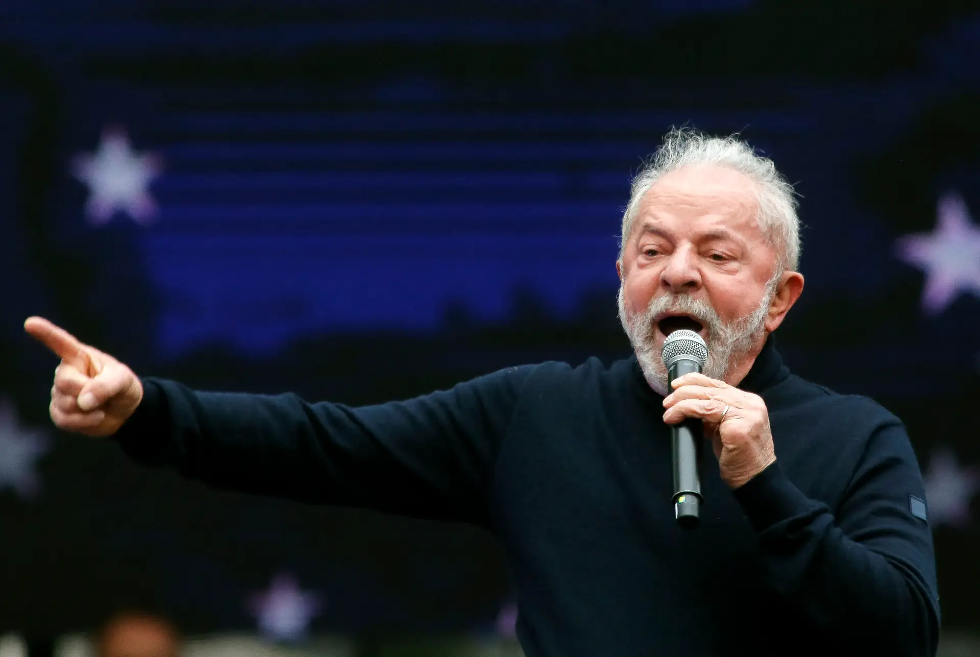 Lula com 45% das intenções de voto para as presidenciais no Brasil