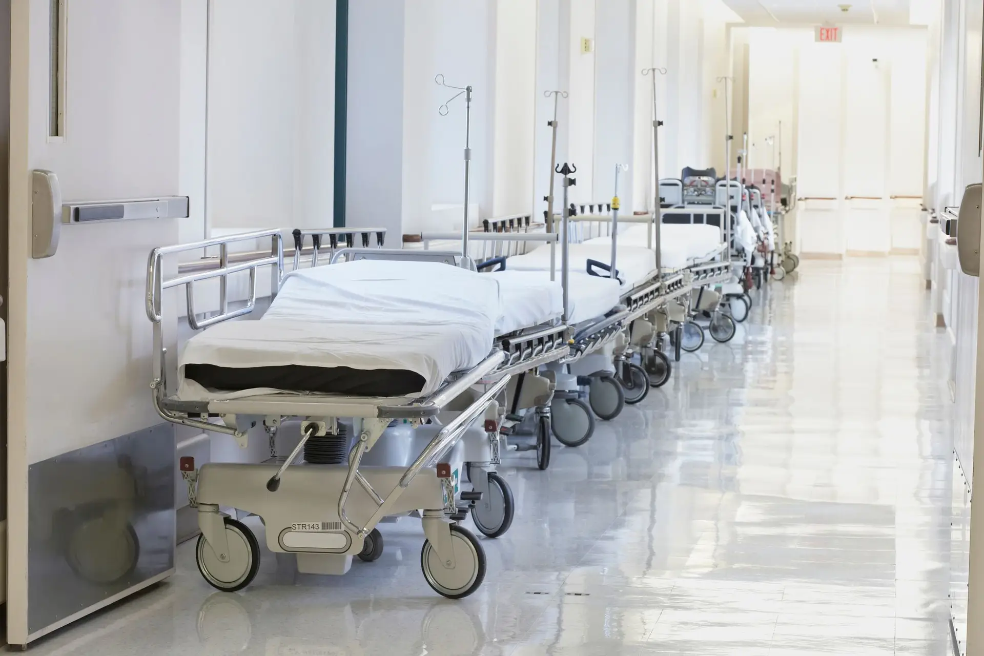 Caos nas urgências: Governo aprova contratação de até 350 médicos para o SNS