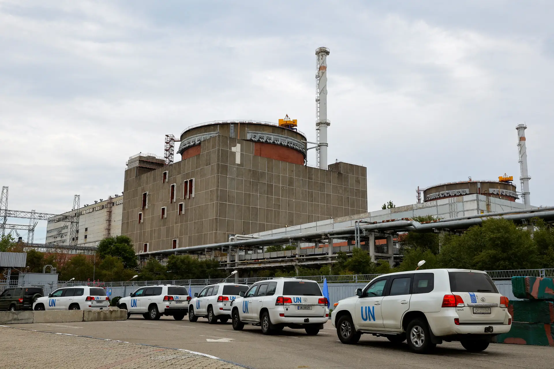 Dois peritos internacionais vão ficar na central nuclear de Zaporíjia