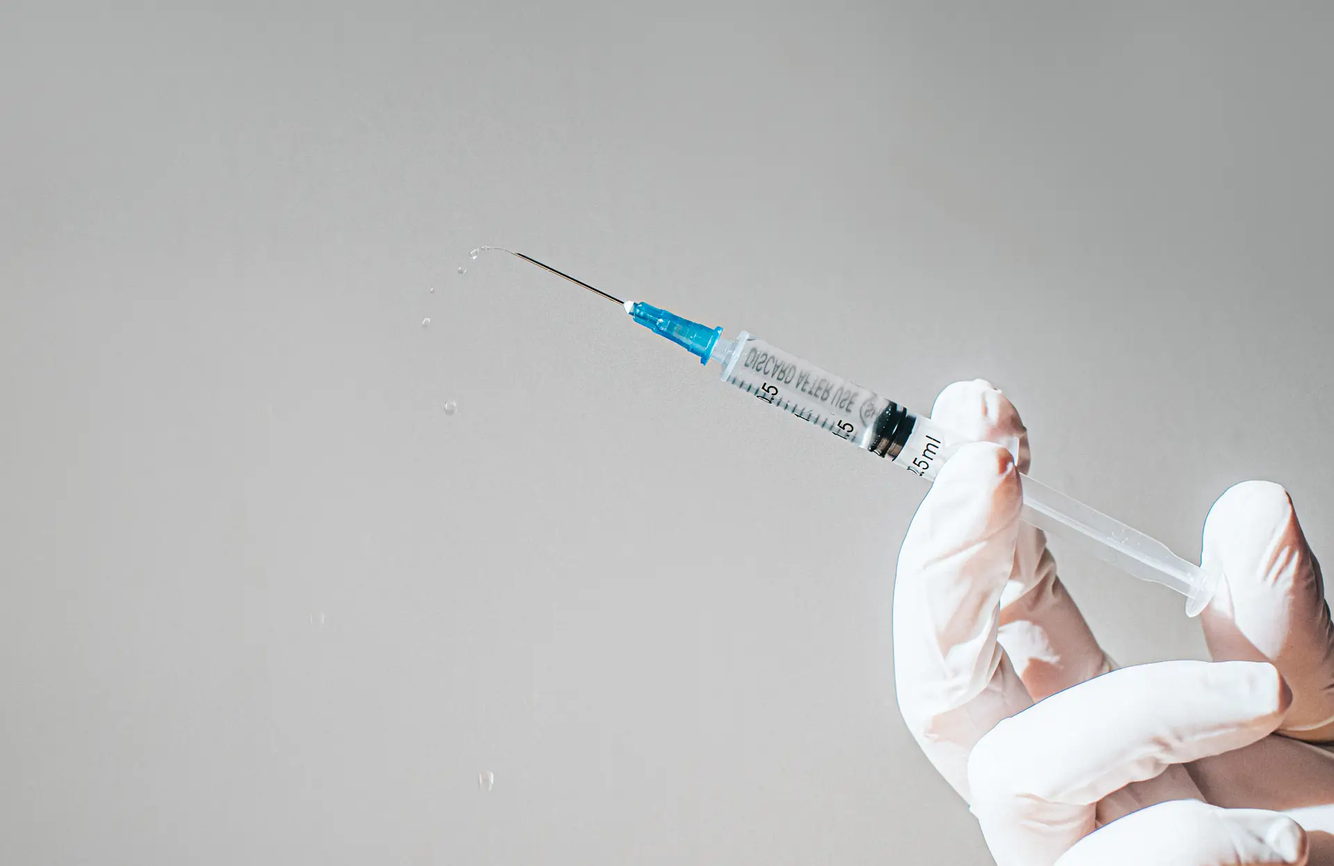 Covid-19: Portugal já recebeu cerca de 650 mil doses da nova vacina