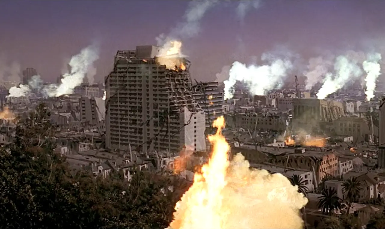 "Terramoto" (1974) foi um caso de sucesso do chamado "filme-catástrofe"