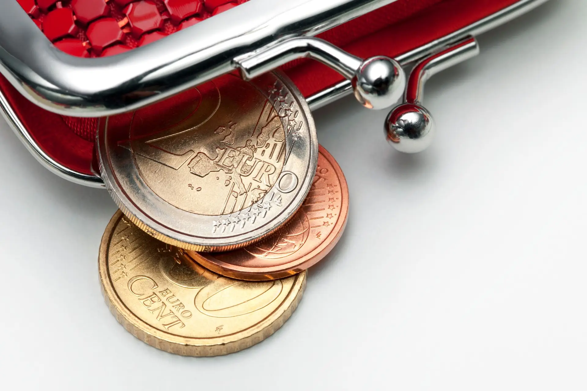 Fisco deixou por cobrar mais de 32 mil euros no IRS do ano passado